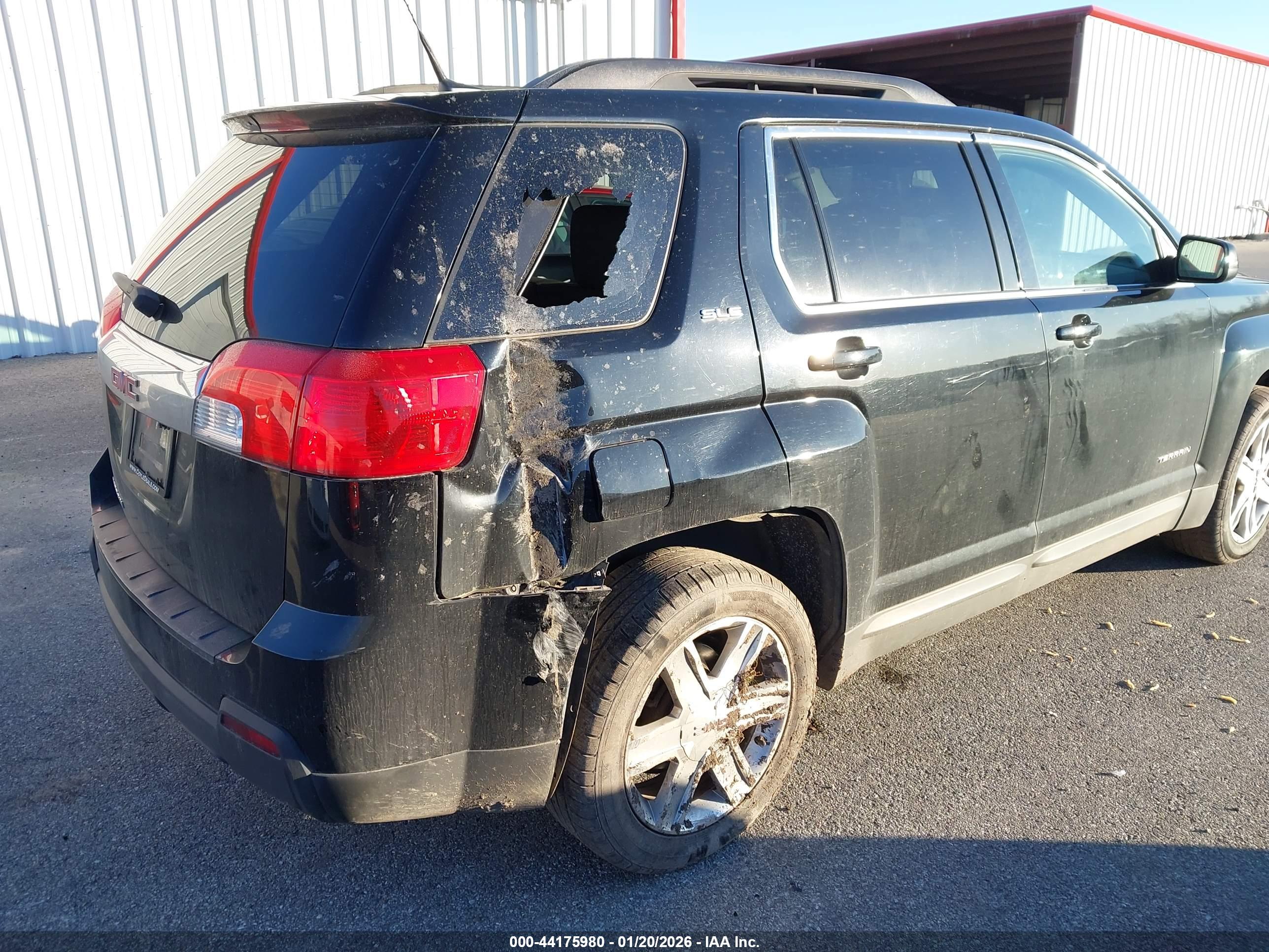 GMC TERRAIN image 6
