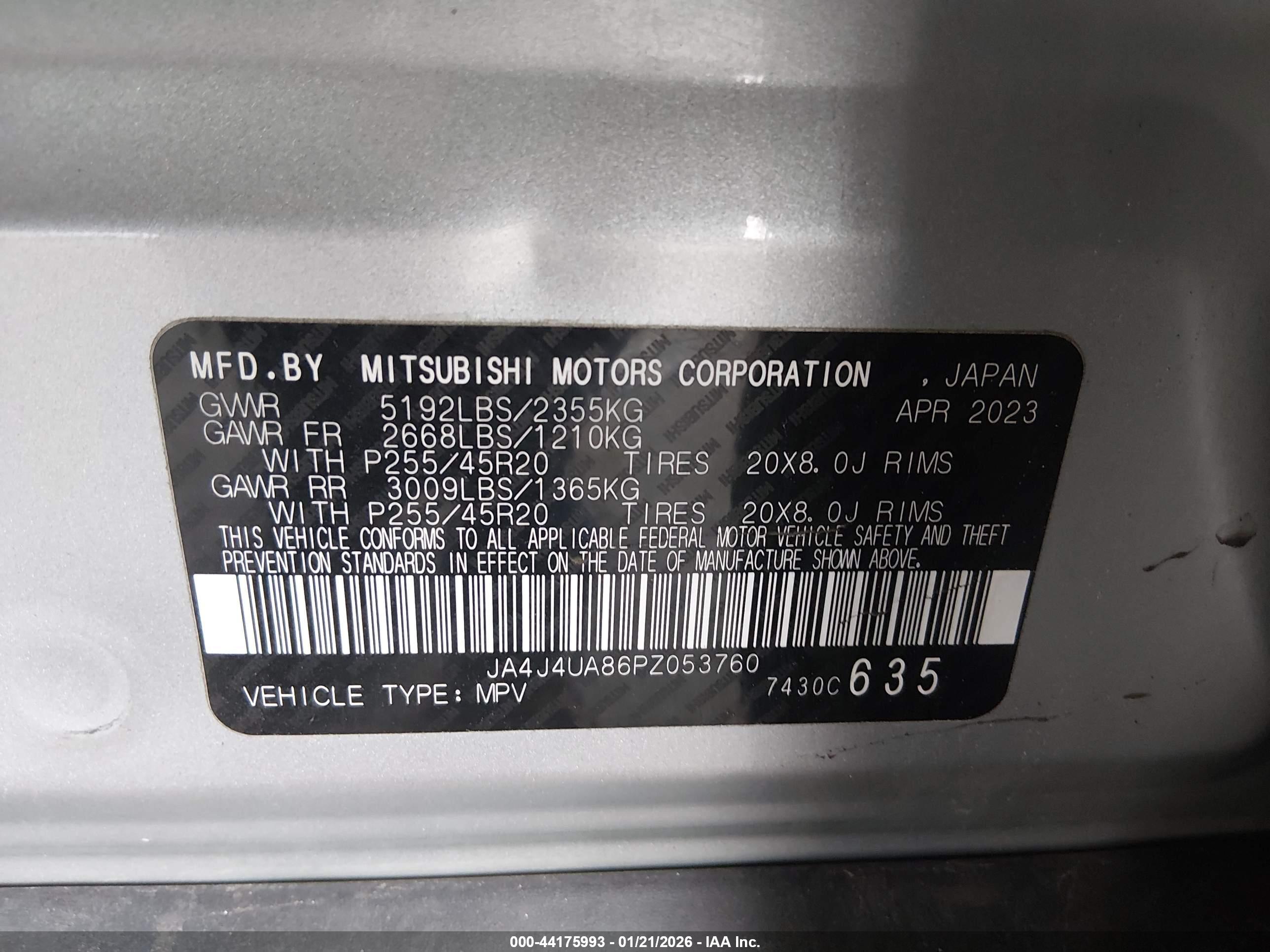 MITSUBISHI OUTLANDER image 9