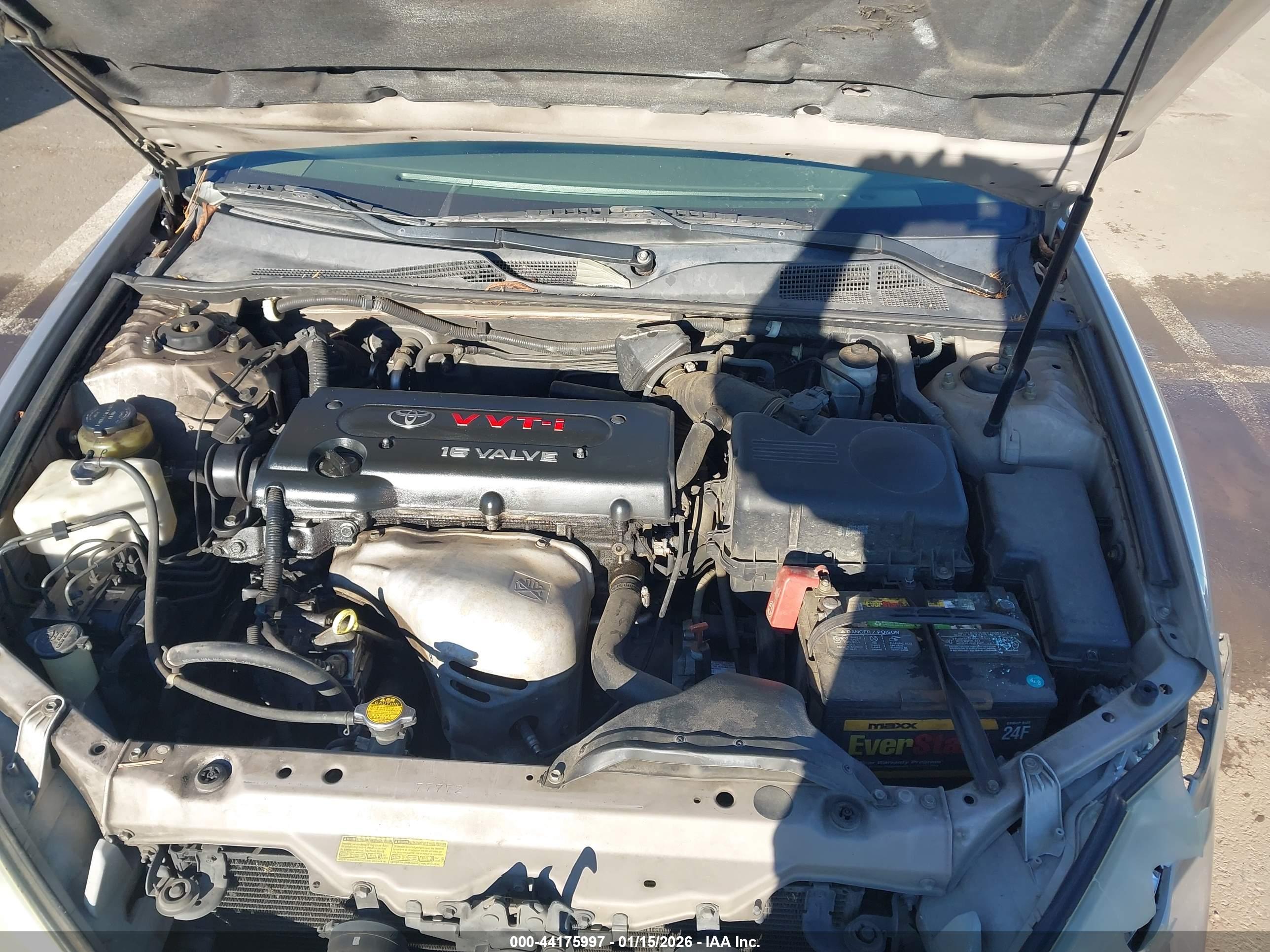 TOYOTA CAMRY image 10