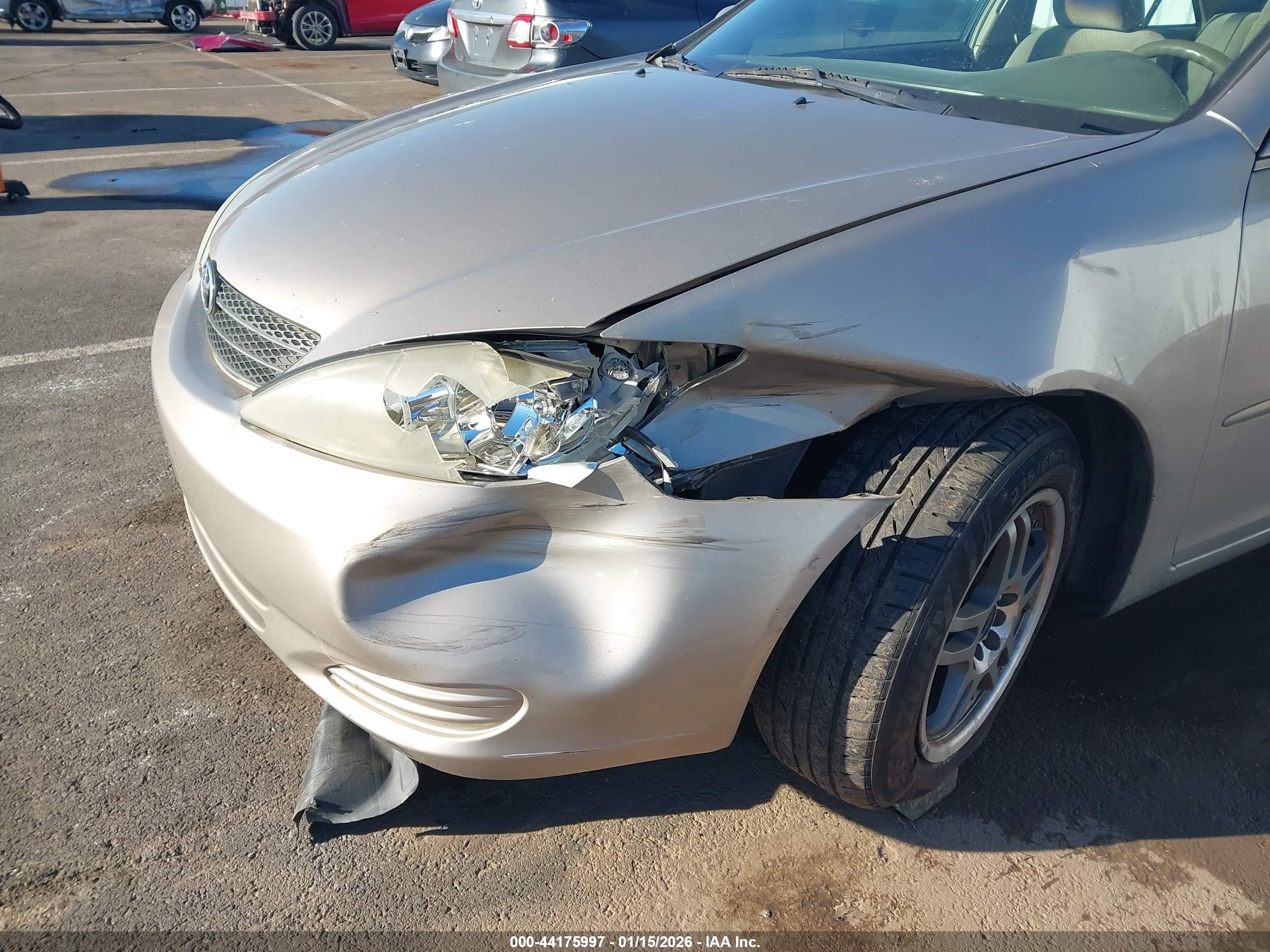 TOYOTA CAMRY image 6