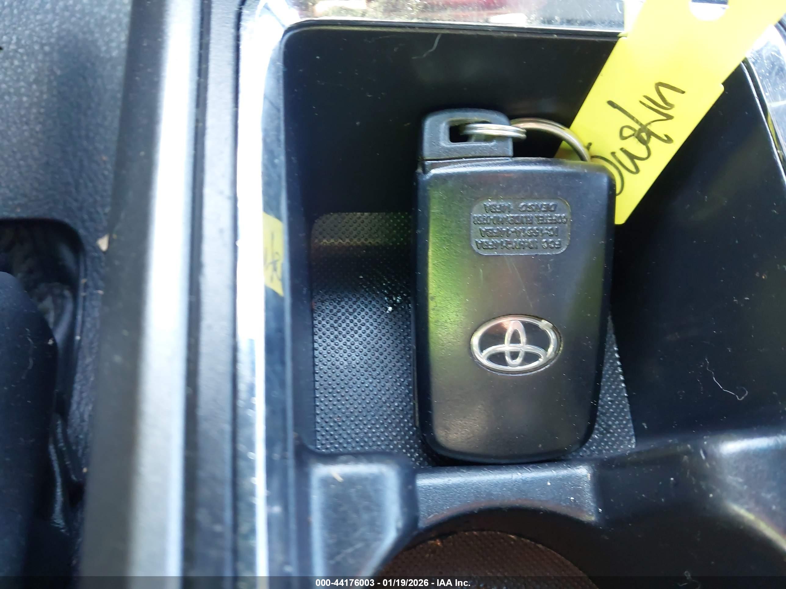 TOYOTA TACOMA image 11