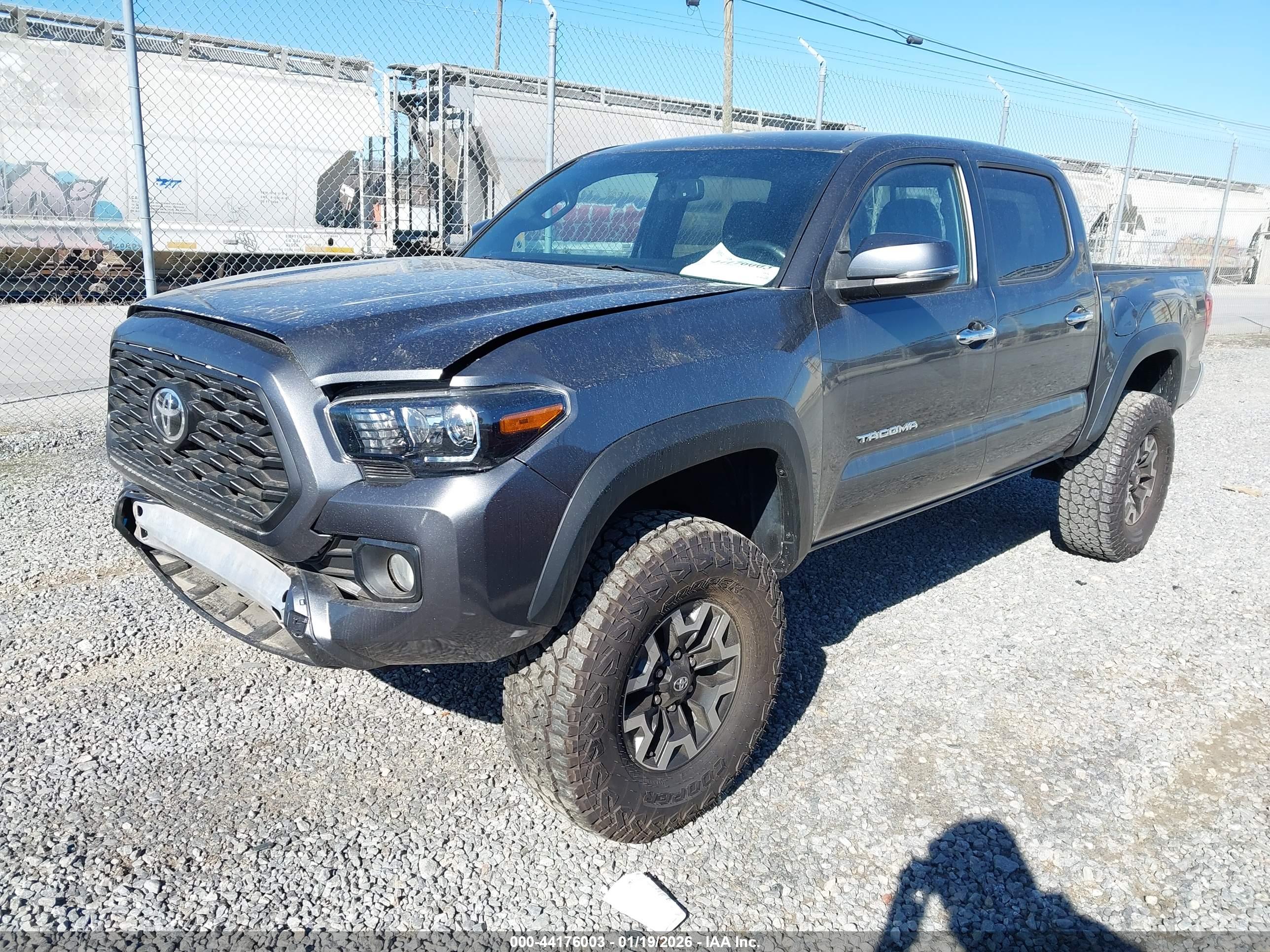 TOYOTA TACOMA image 2