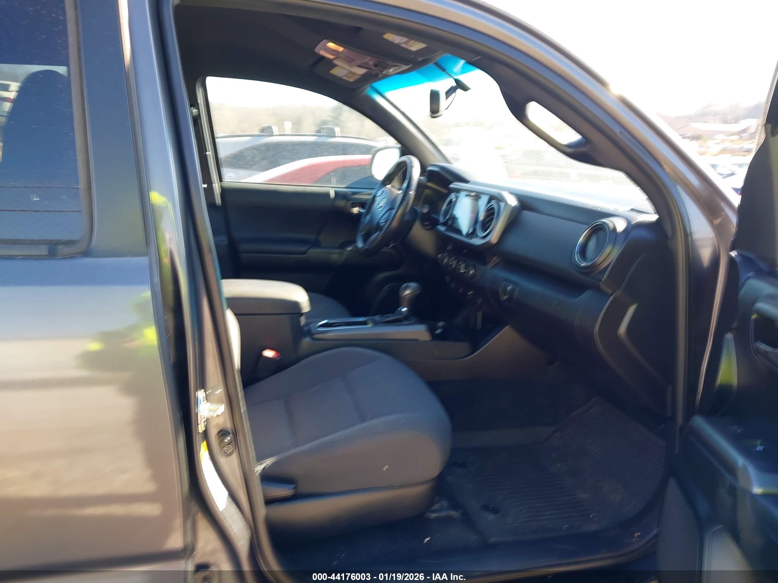 TOYOTA TACOMA image 5