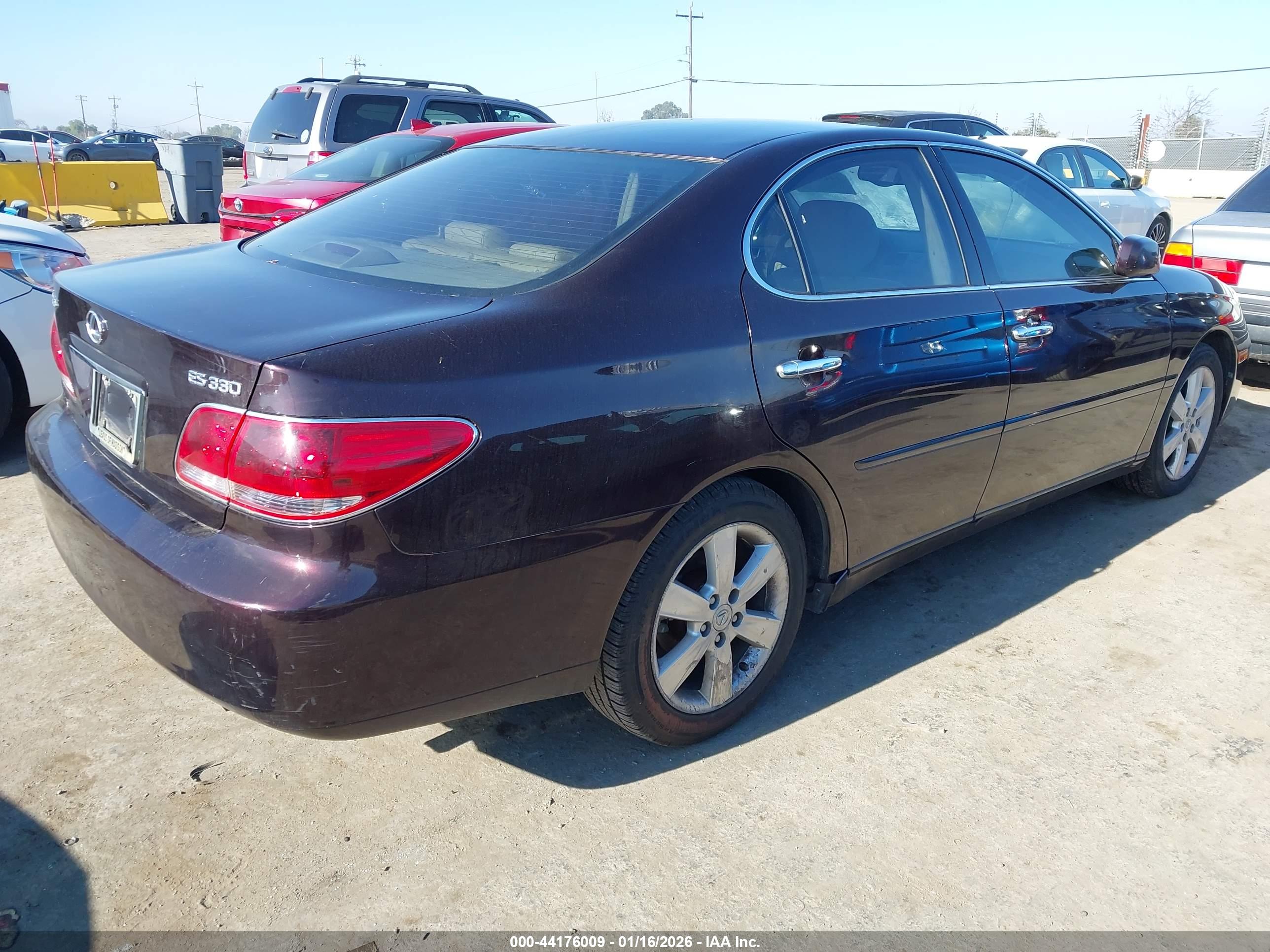LEXUS ES image 4