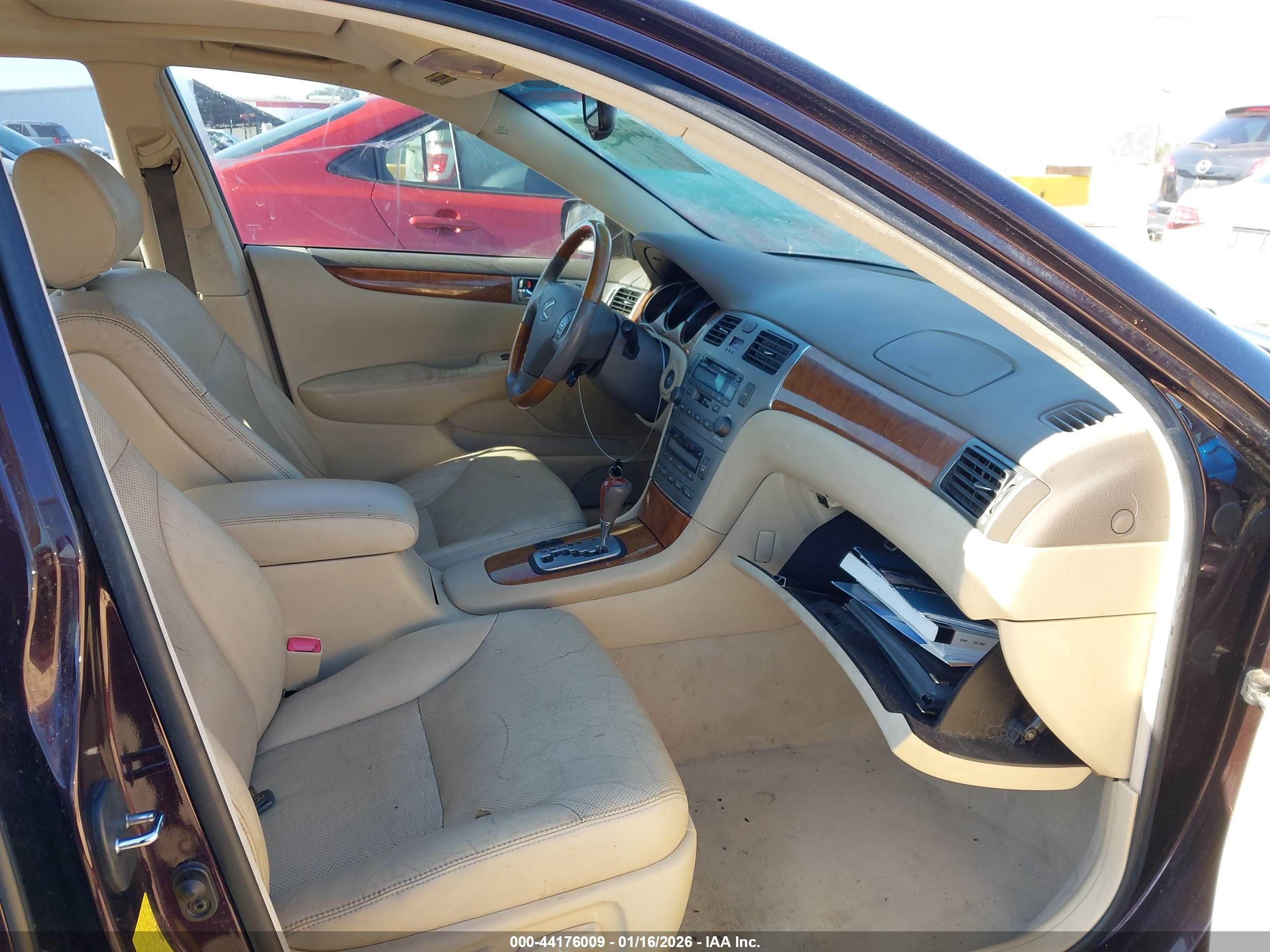 LEXUS ES image 5