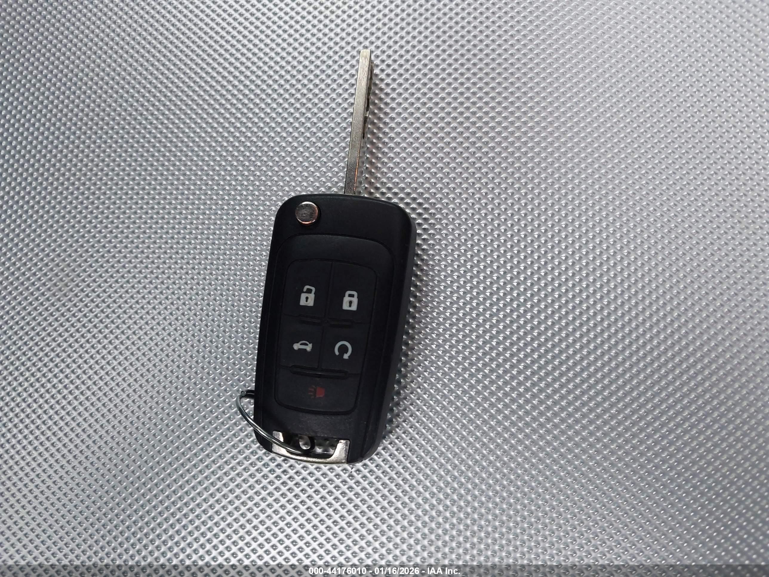 CHEVROLET EQUINOX image 11