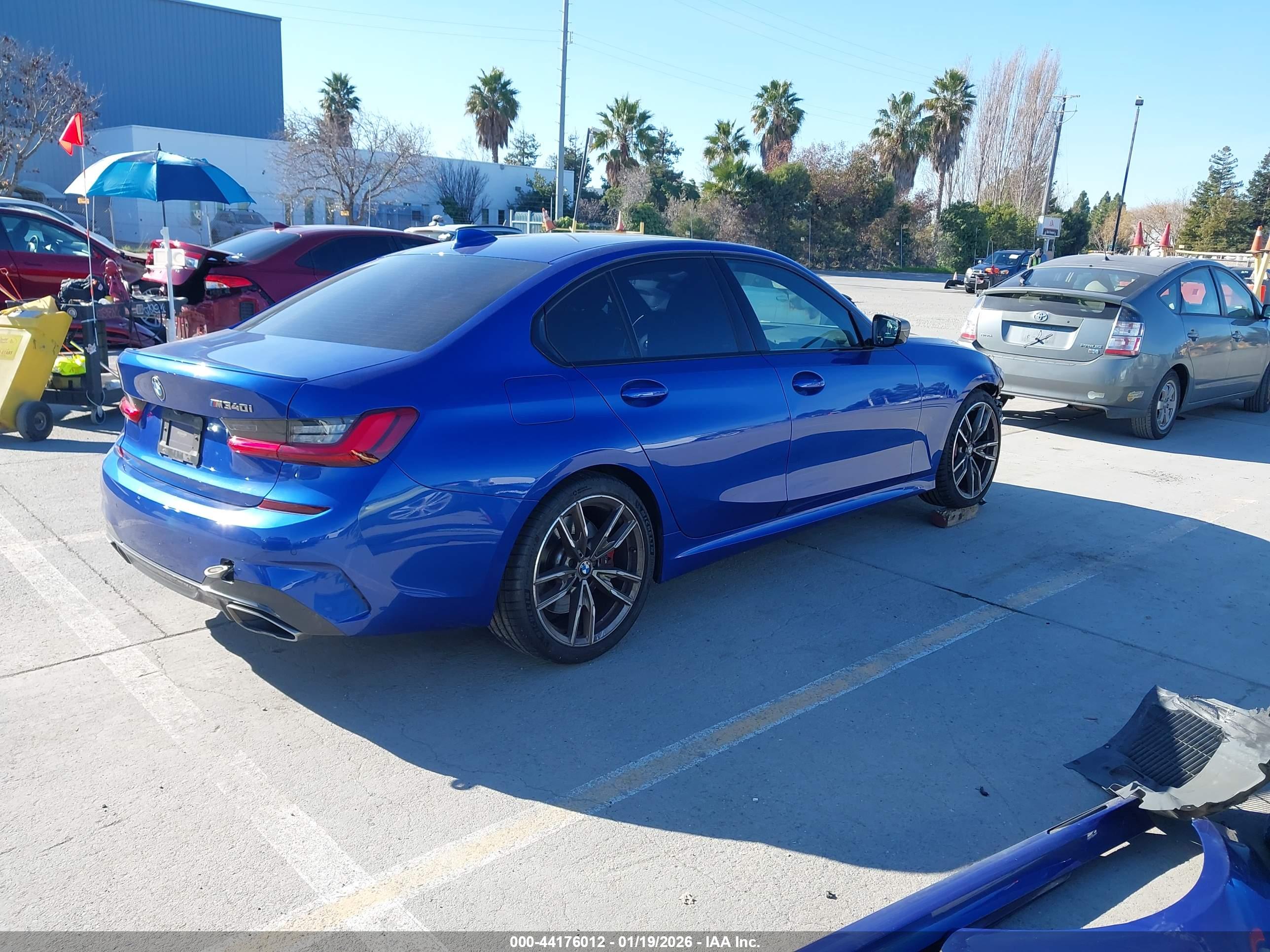 BMW 3 image 4