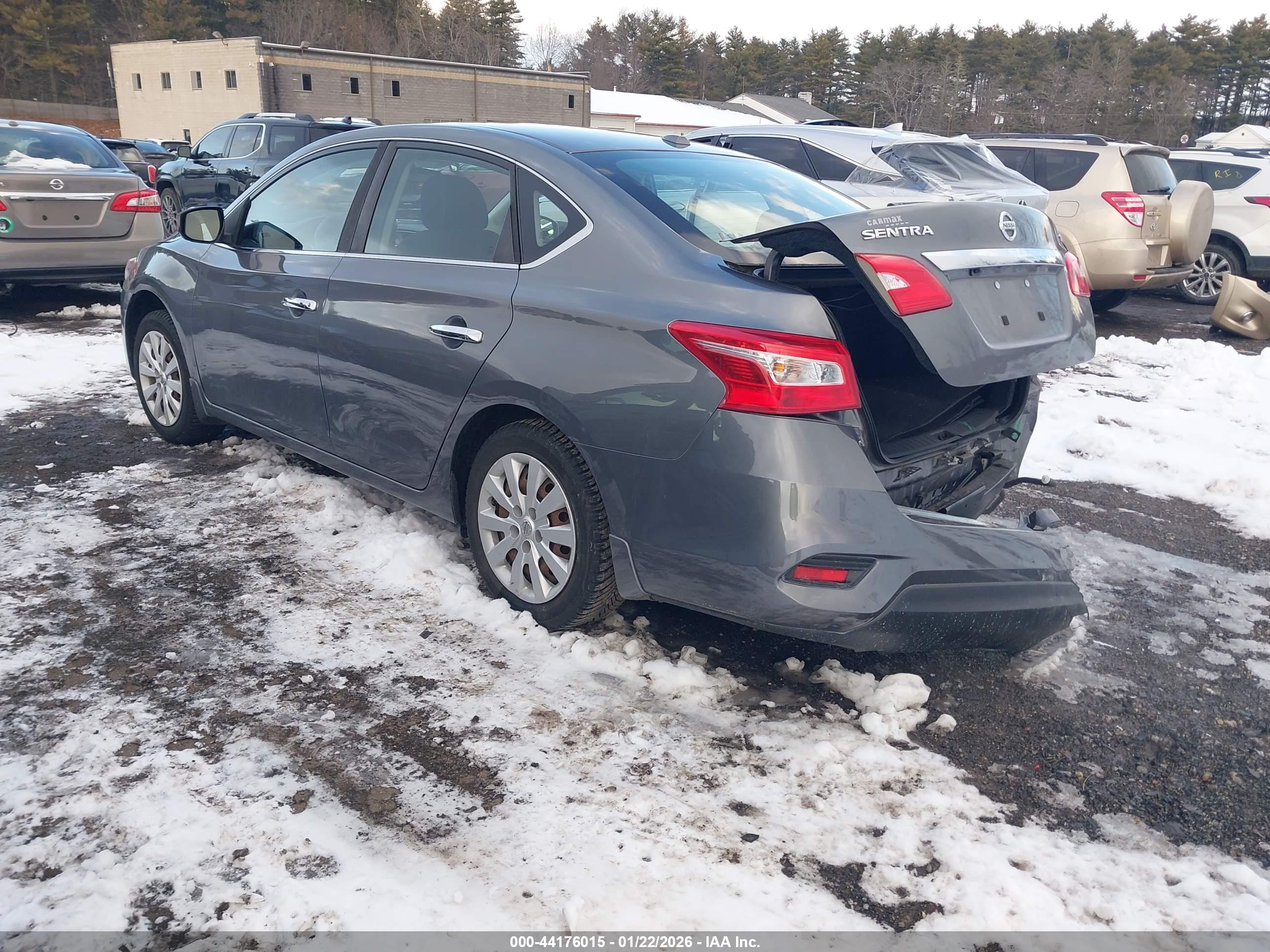 NISSAN SENTRA image 3