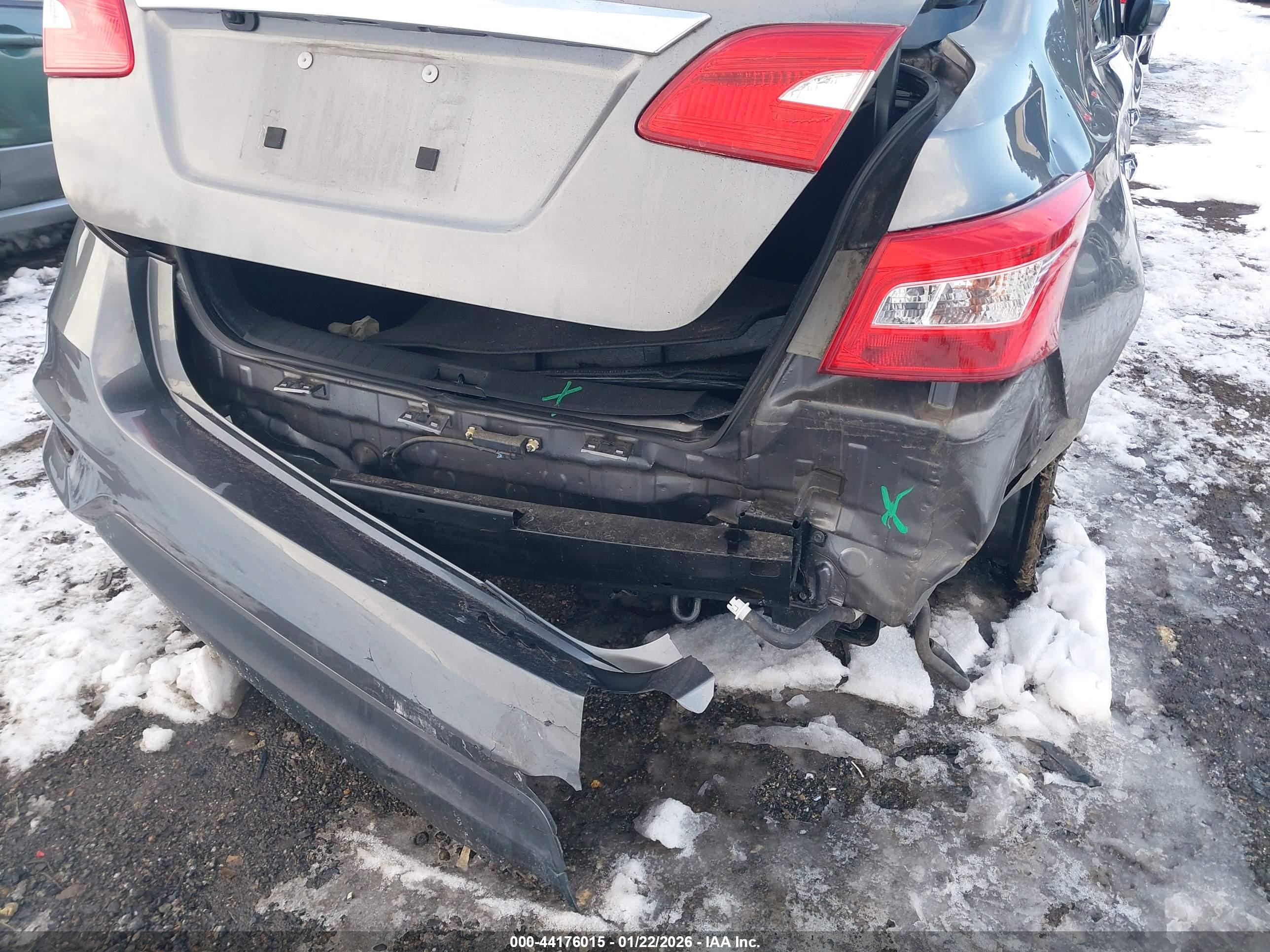 NISSAN SENTRA image 6