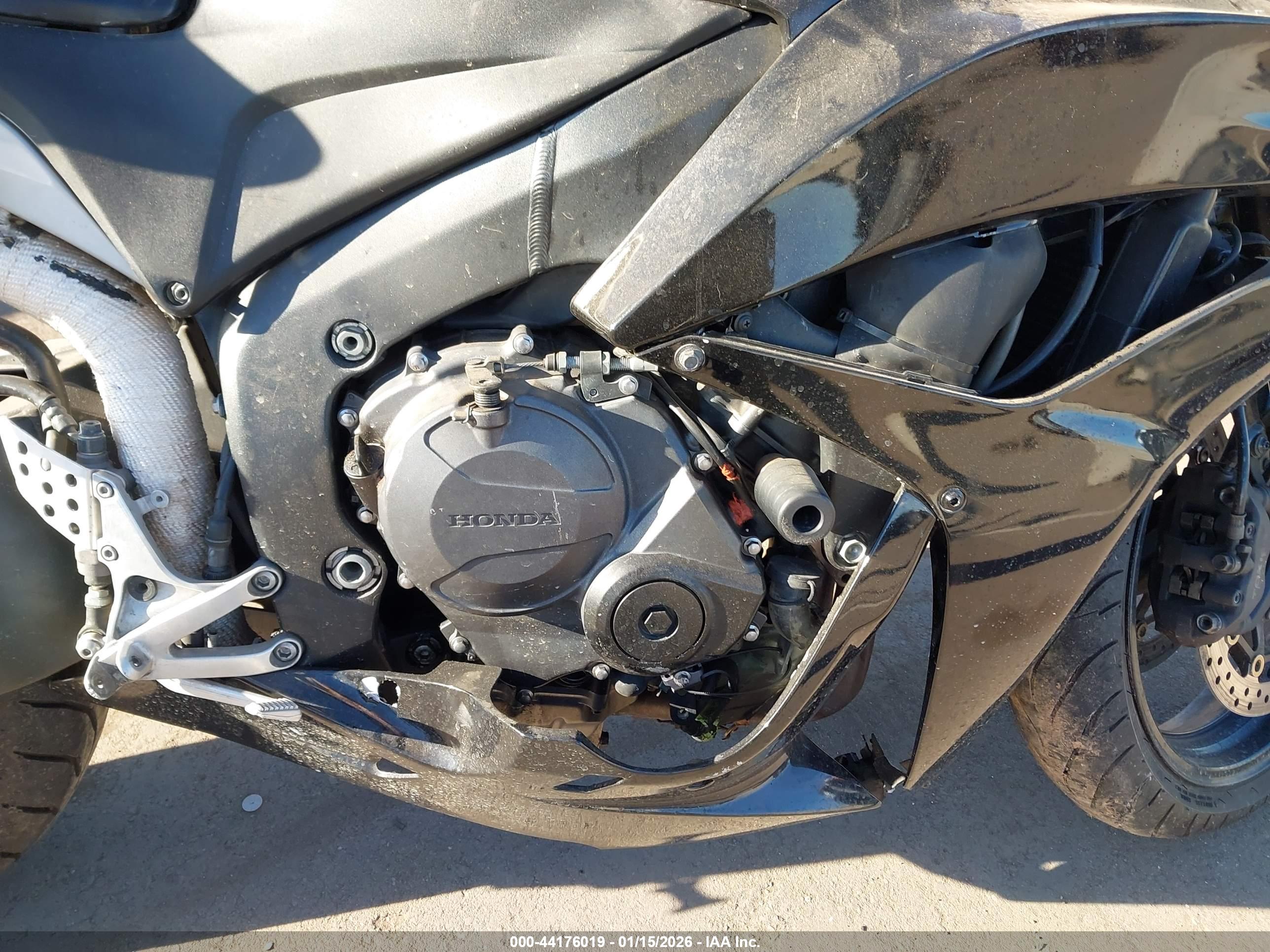 HONDA CBR600 image 8