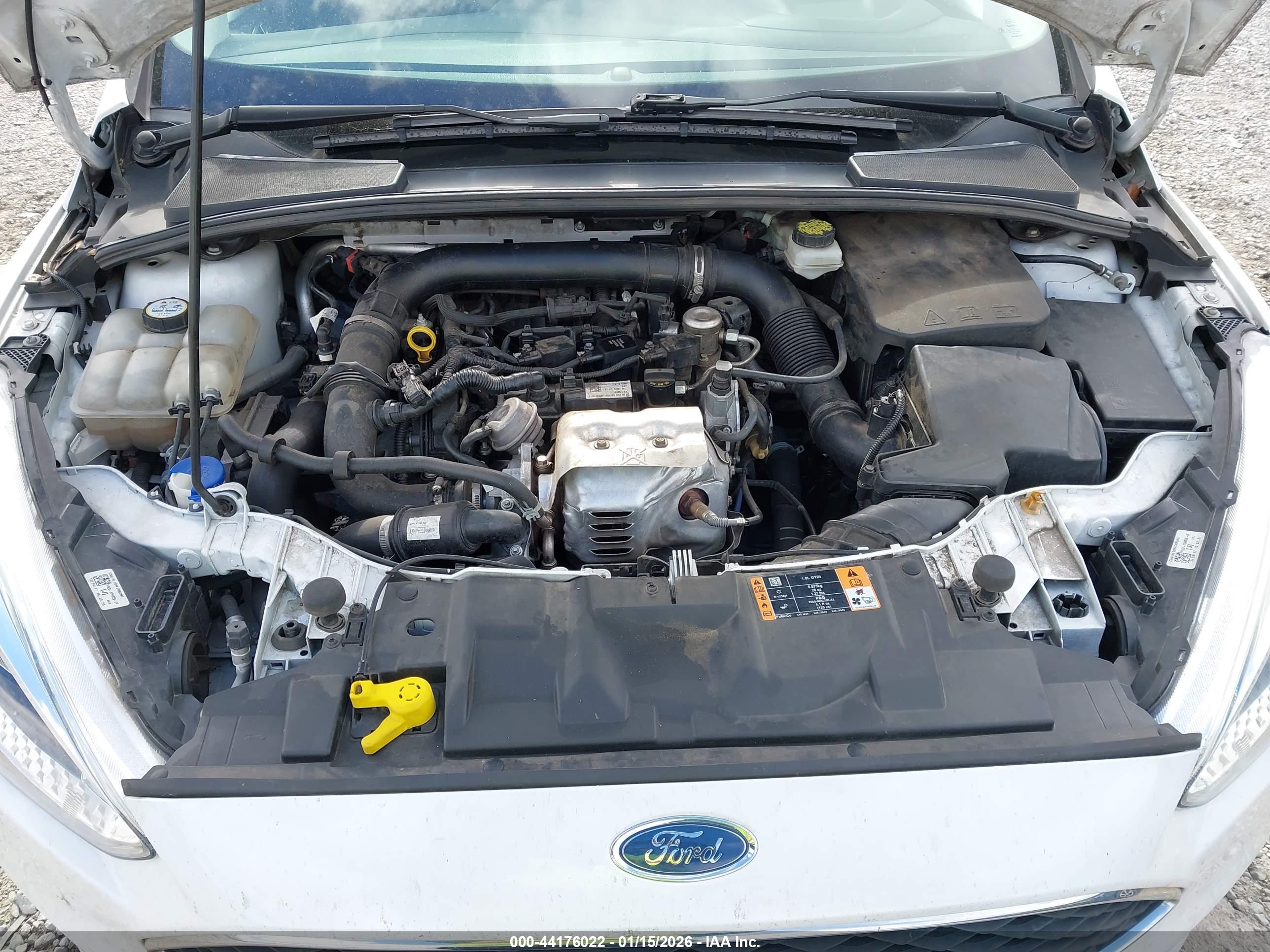 FORD FOCUS image 10