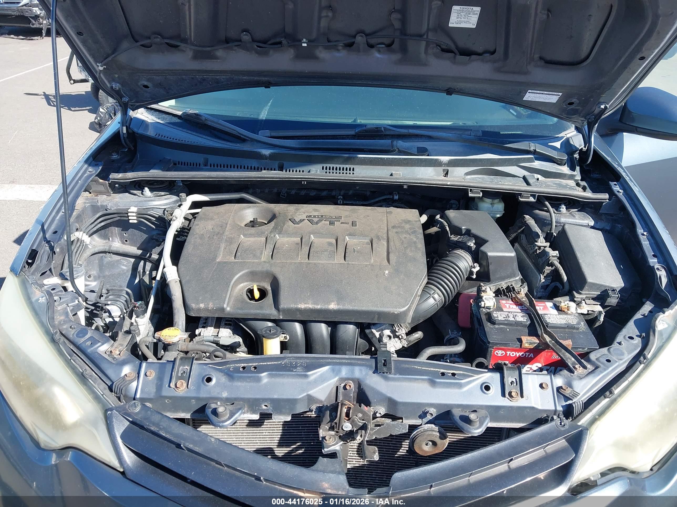 TOYOTA COROLLA image 10