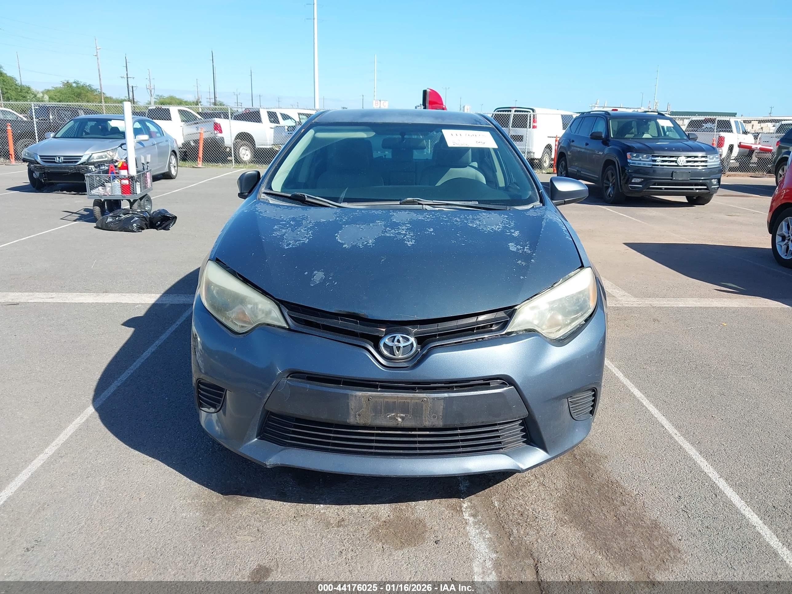 TOYOTA COROLLA image 6