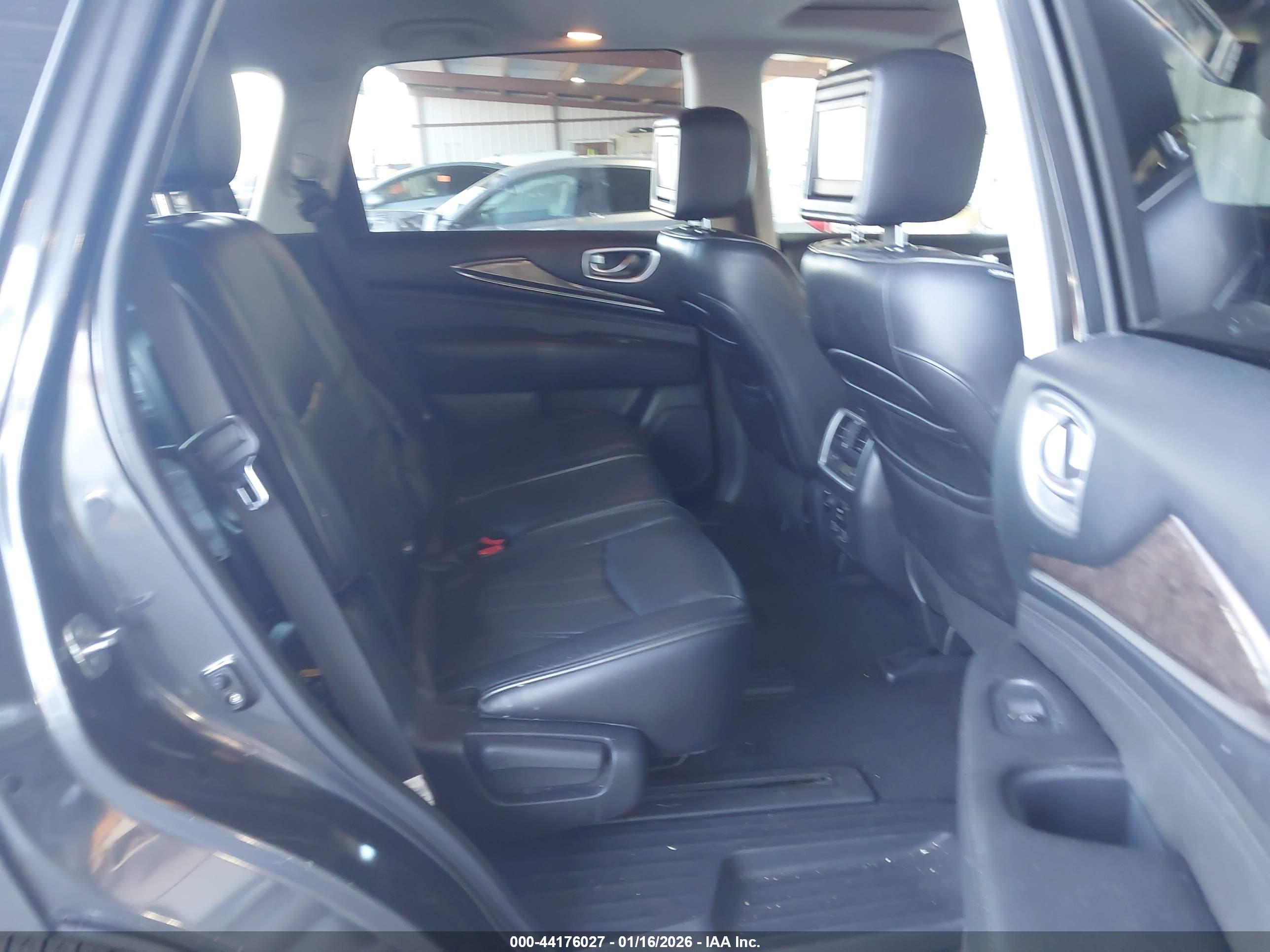 INFINITI QX60 image 8
