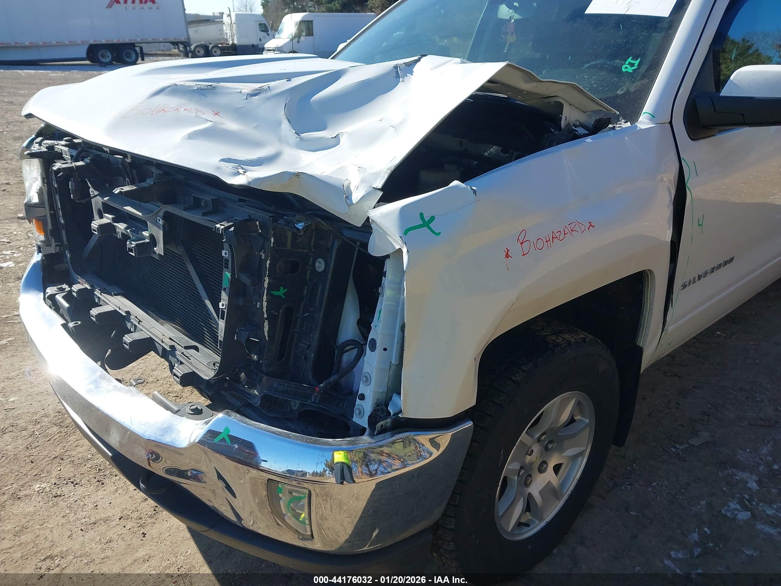 CHEVROLET SILVERADO image 6