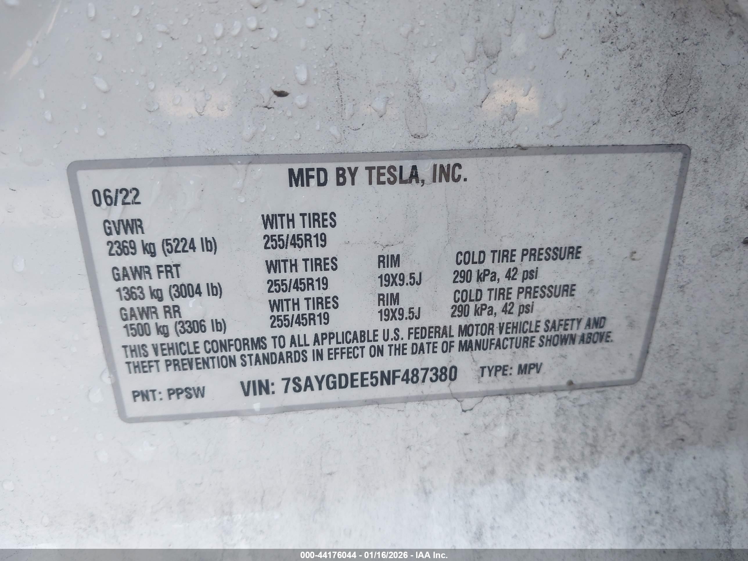 TESLA MODEL image 9