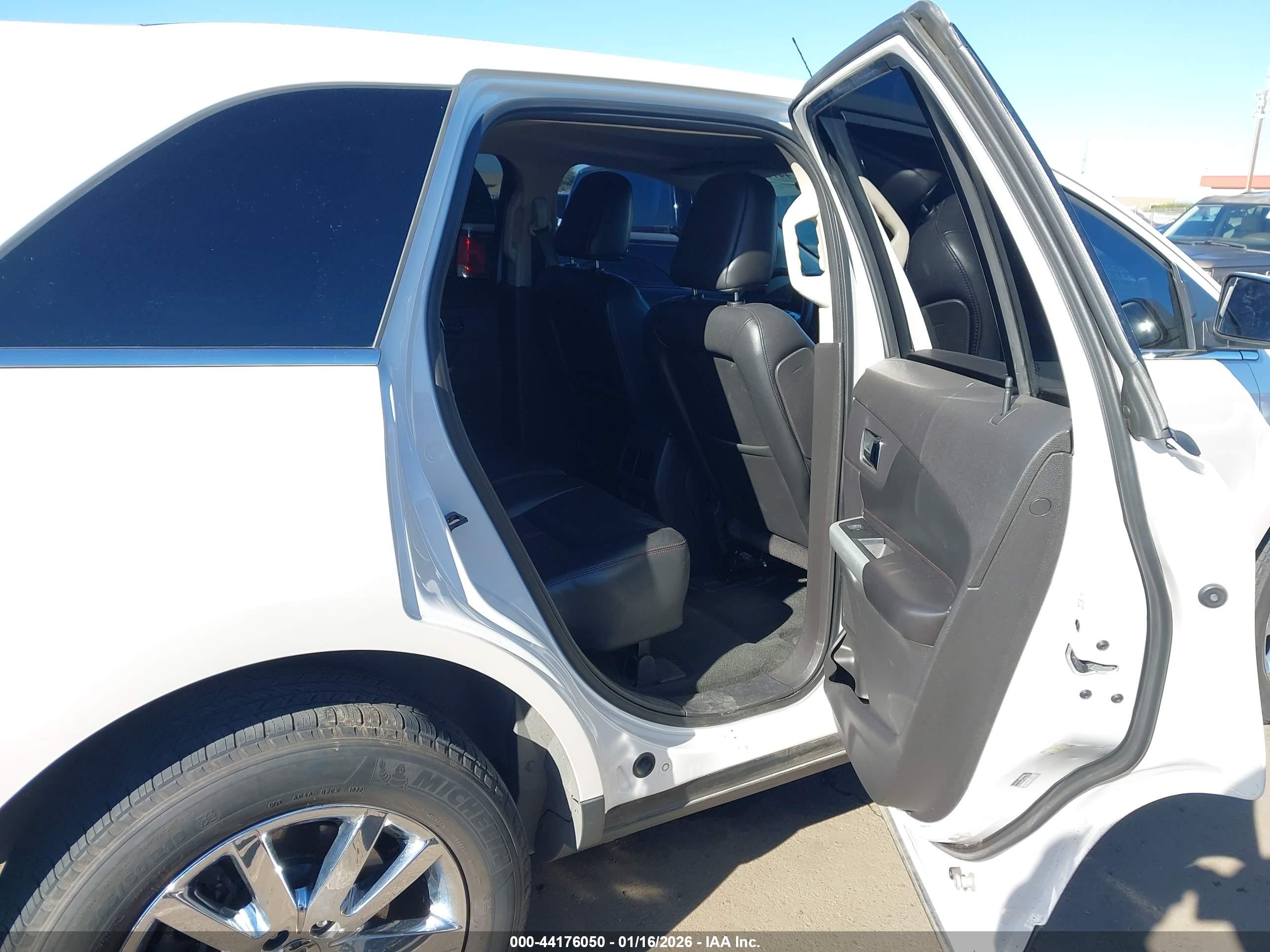 FORD EDGE image 8