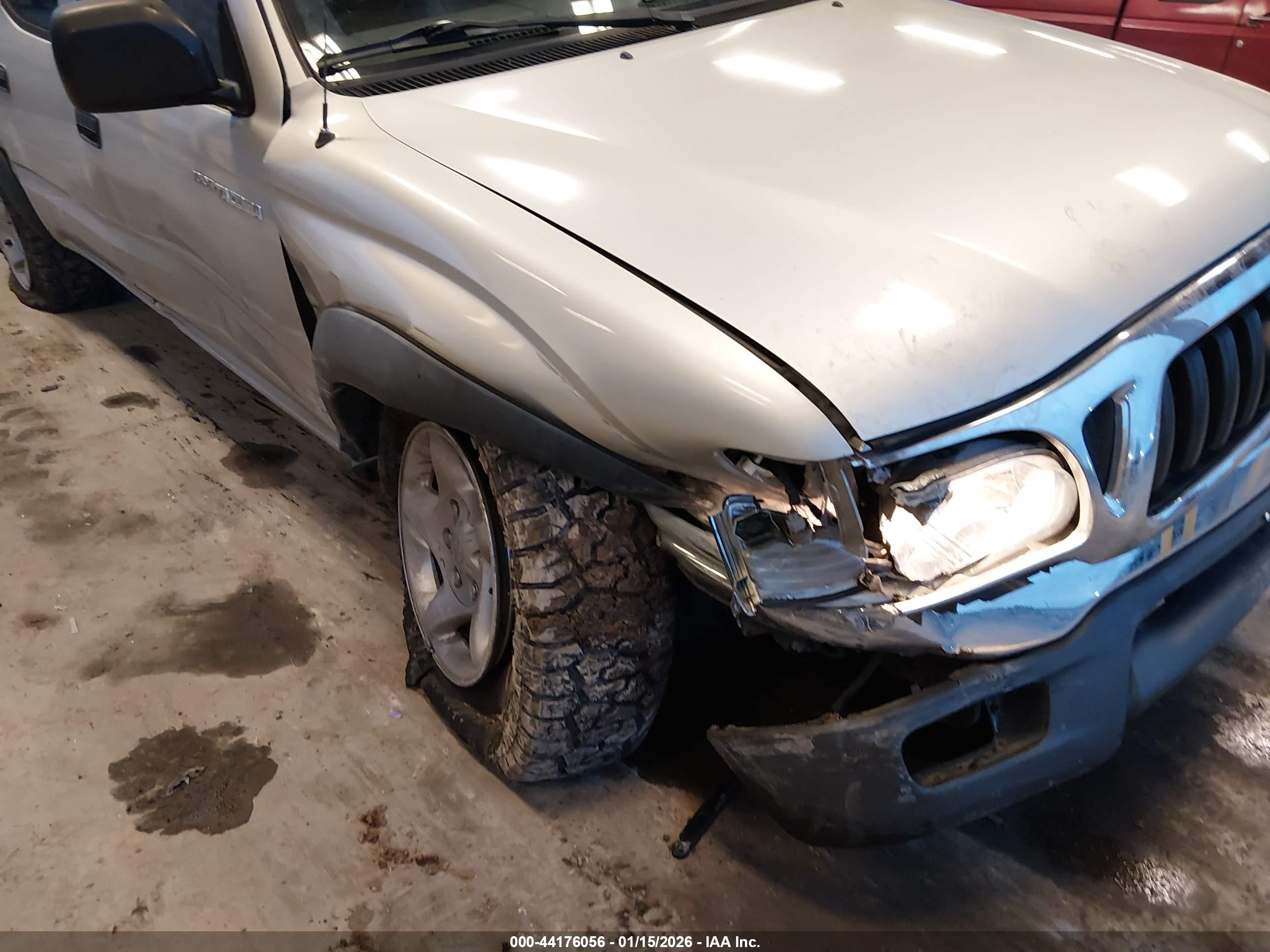 TOYOTA TACOMA image 6