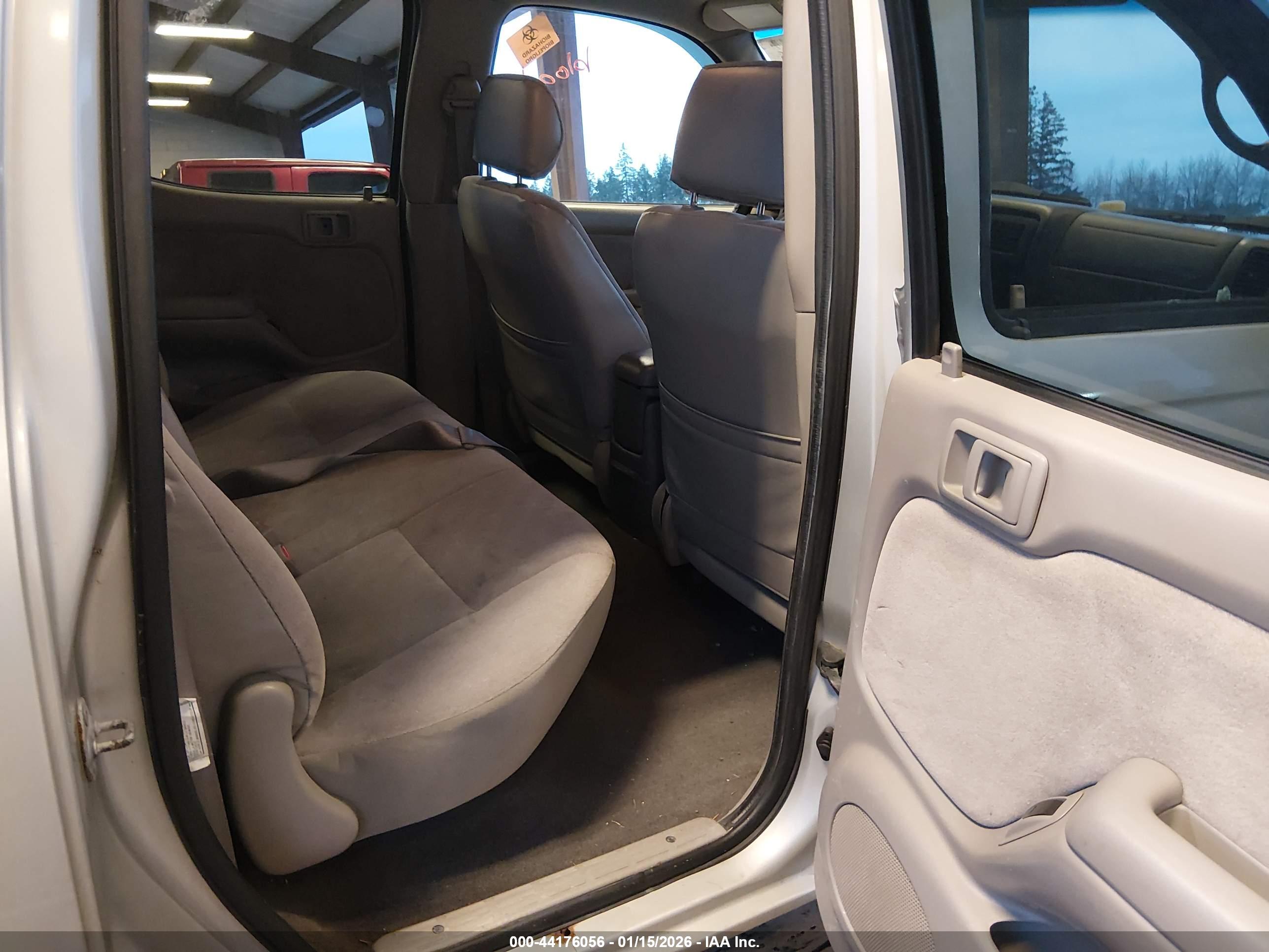 TOYOTA TACOMA image 8