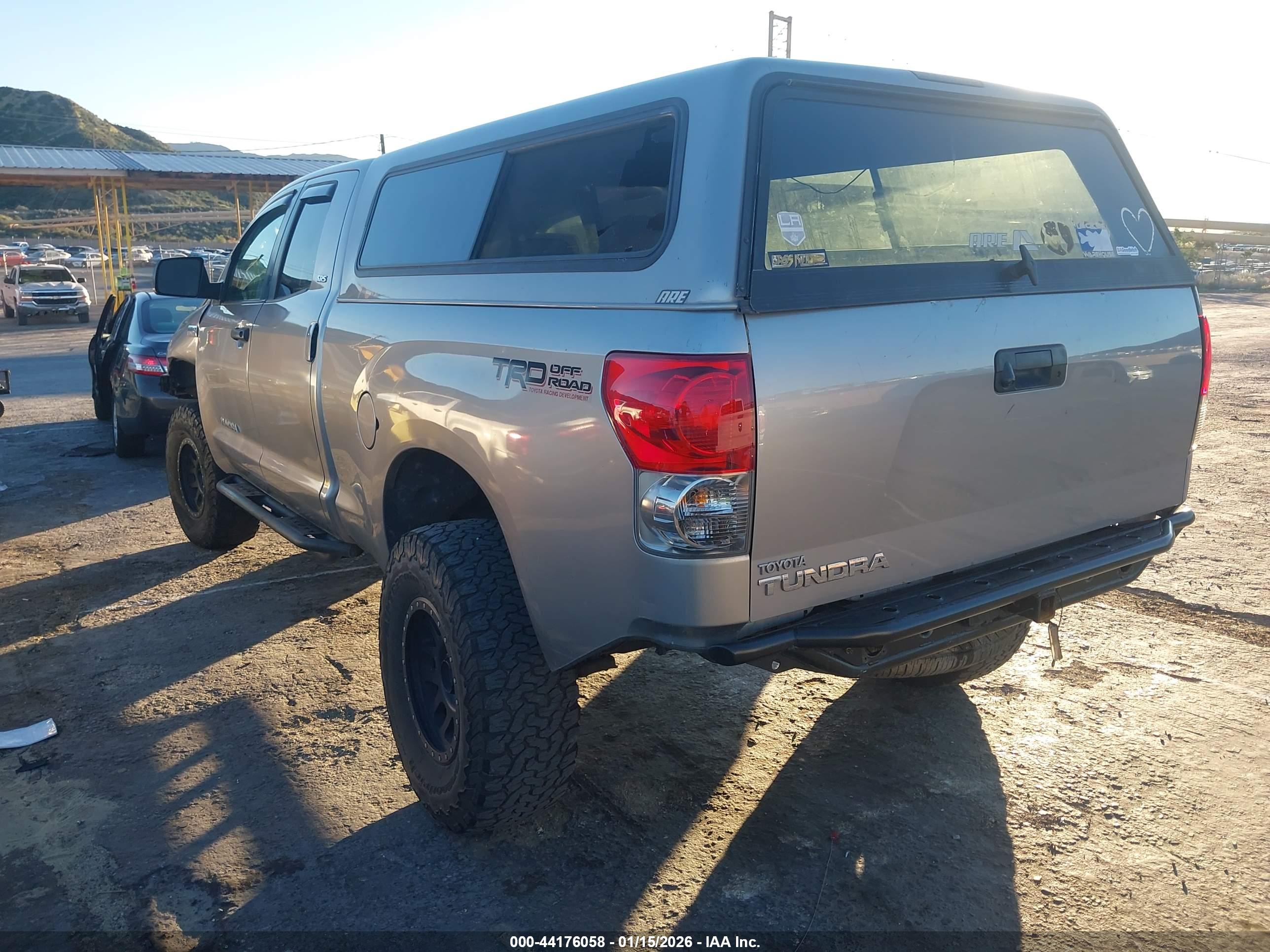 TOYOTA TUNDRA image 3