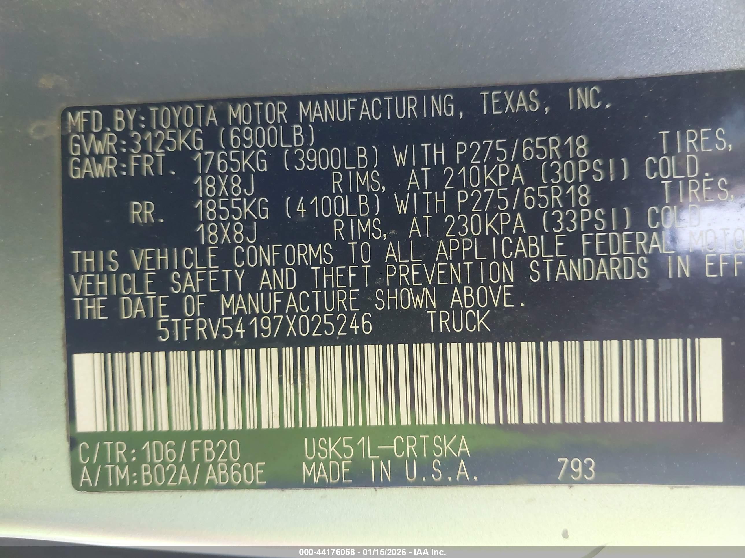 TOYOTA TUNDRA image 9