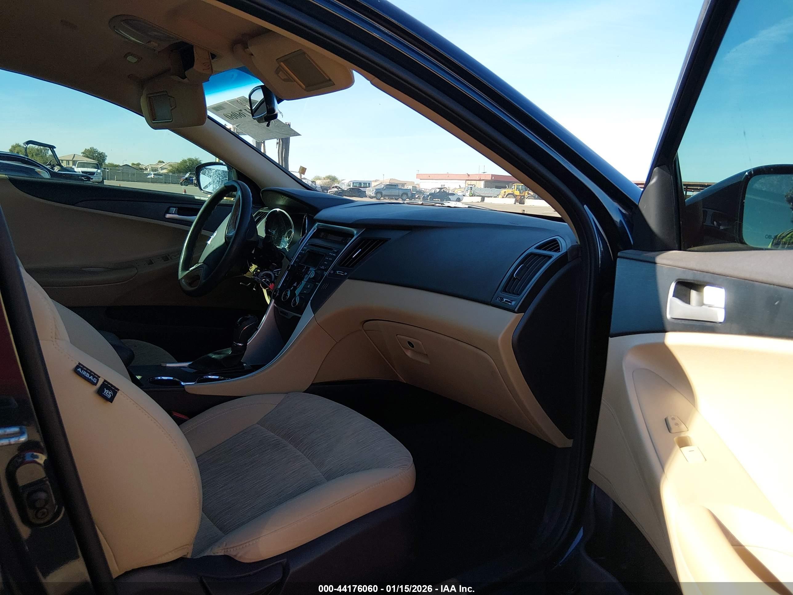 HYUNDAI SONATA image 5