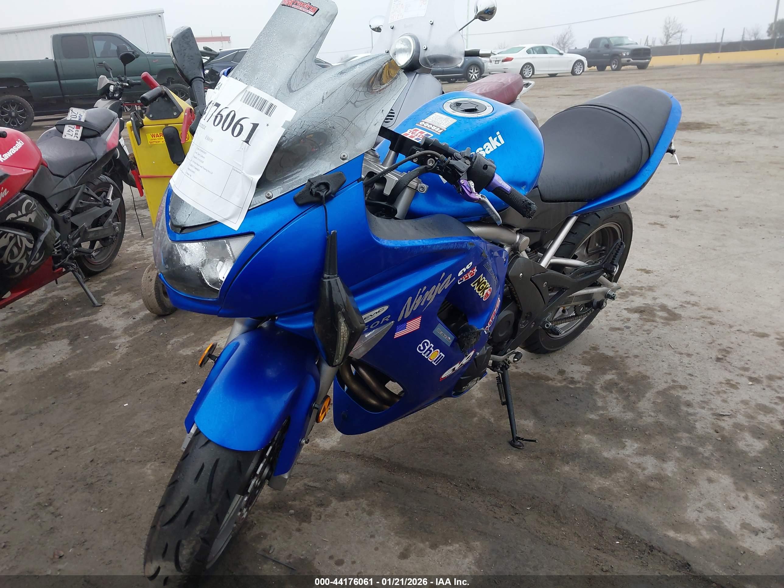 KAWASAKI EX650 image 2