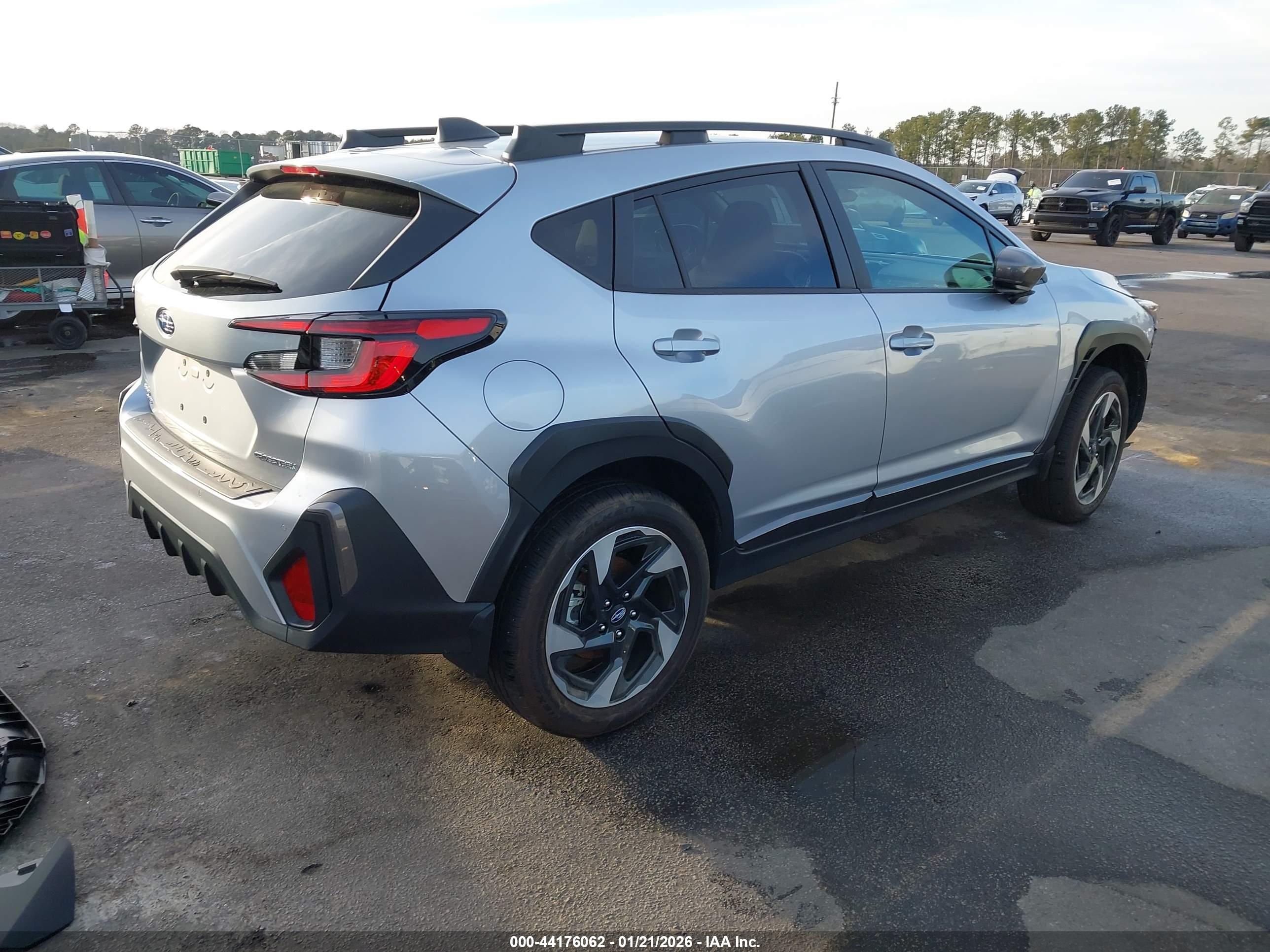 SUBARU CROSSTREK image 4