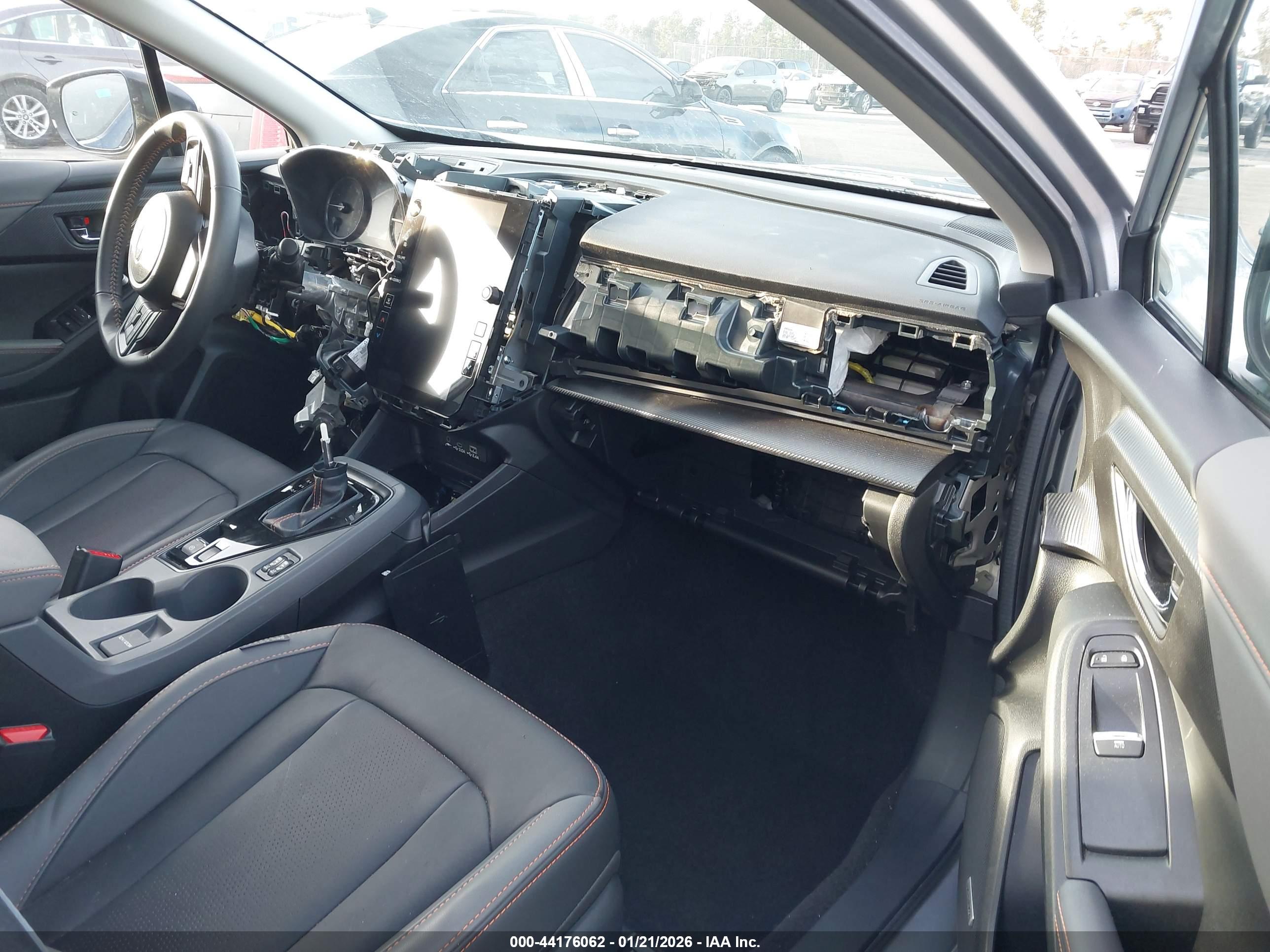 SUBARU CROSSTREK image 5