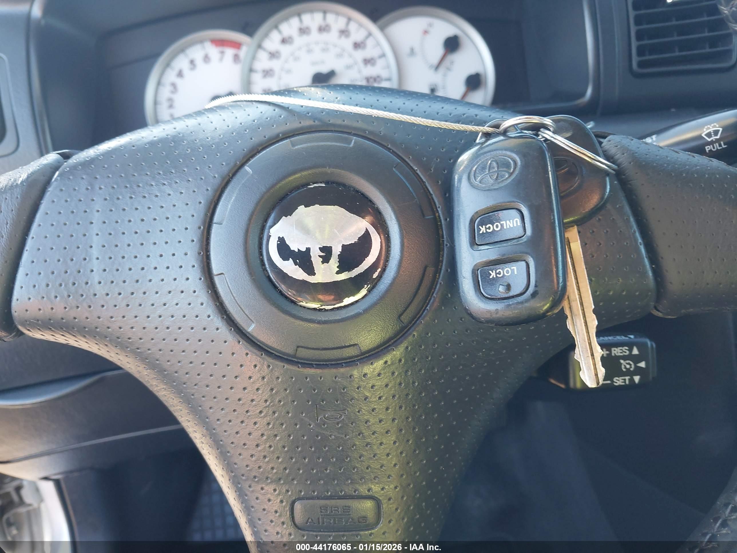 TOYOTA COROLLA image 11