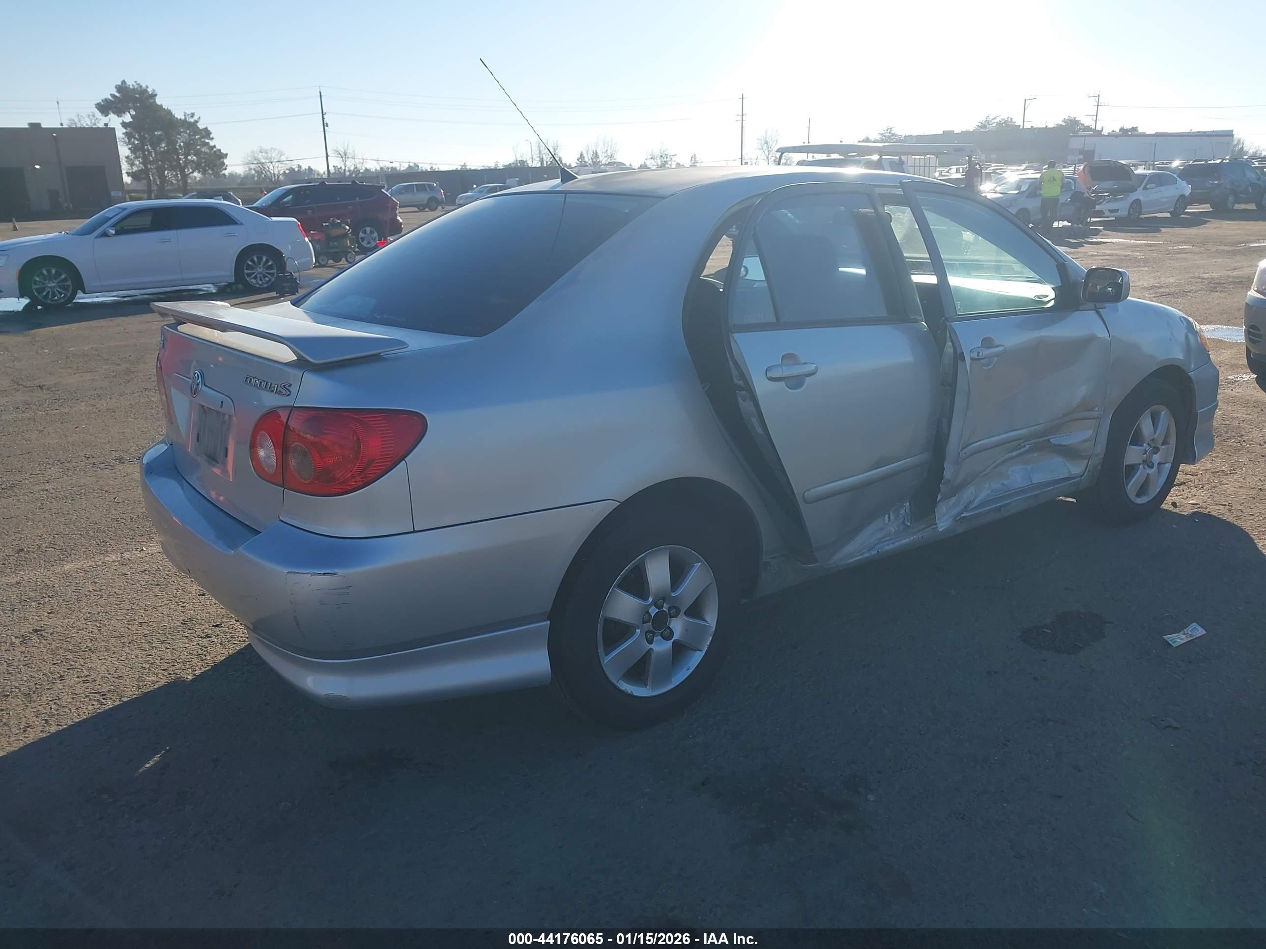 TOYOTA COROLLA image 4