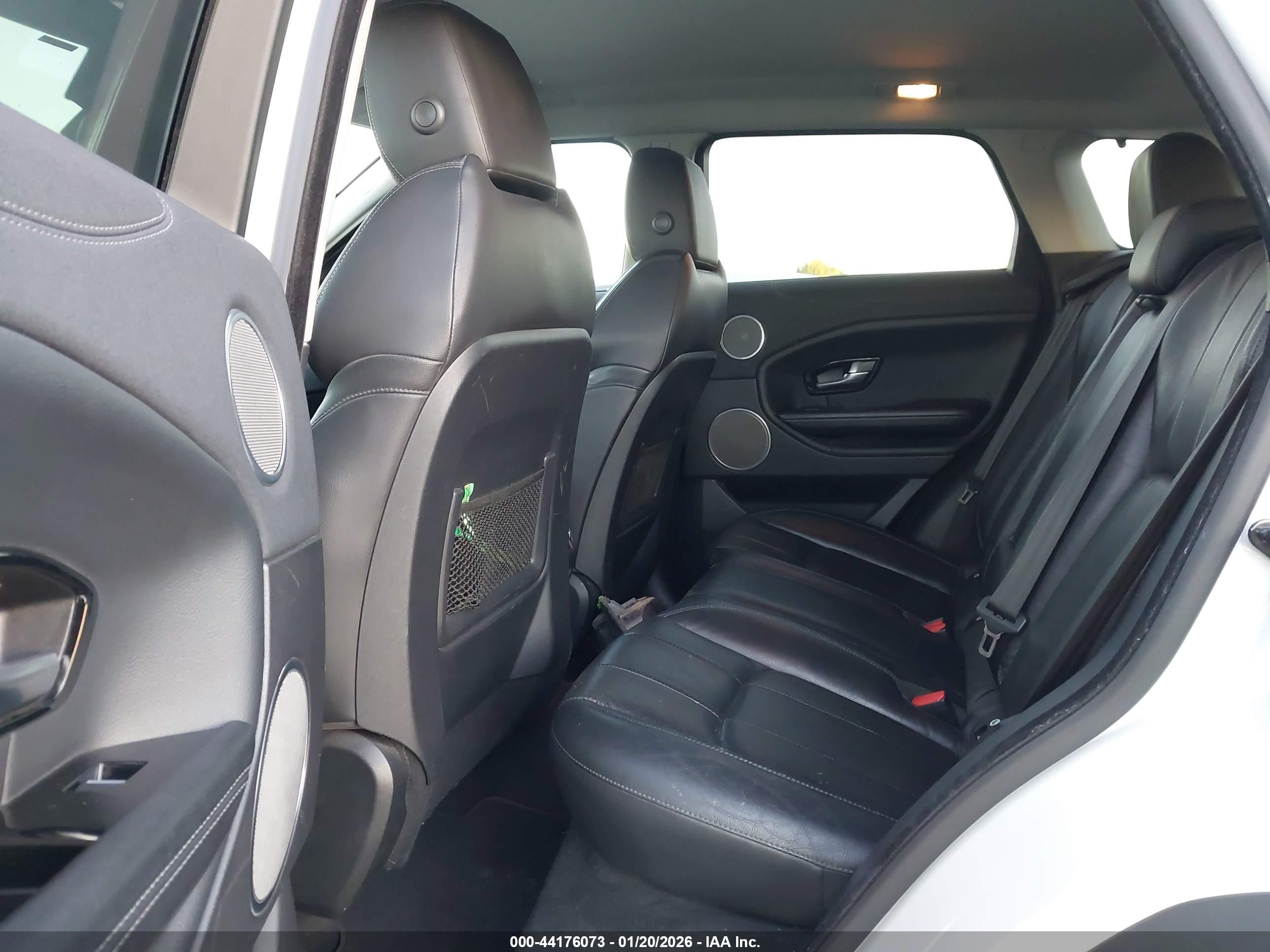 LAND ROVER image 8