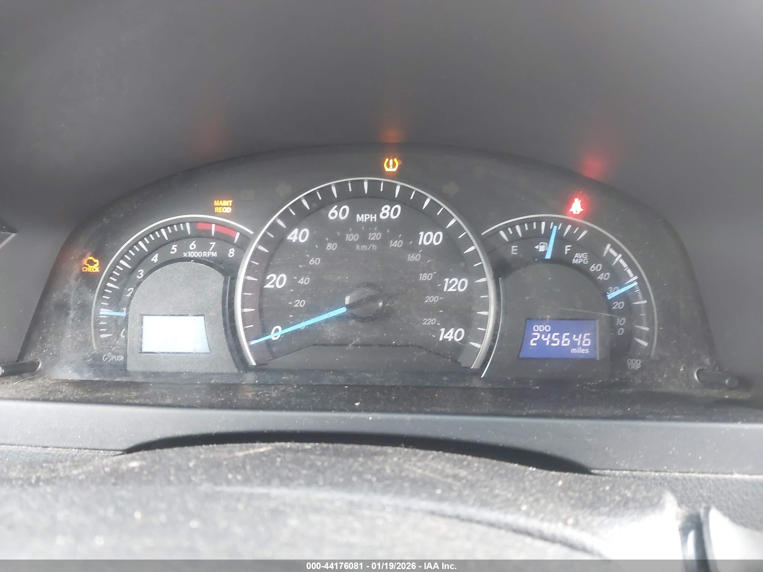 TOYOTA CAMRY image 7
