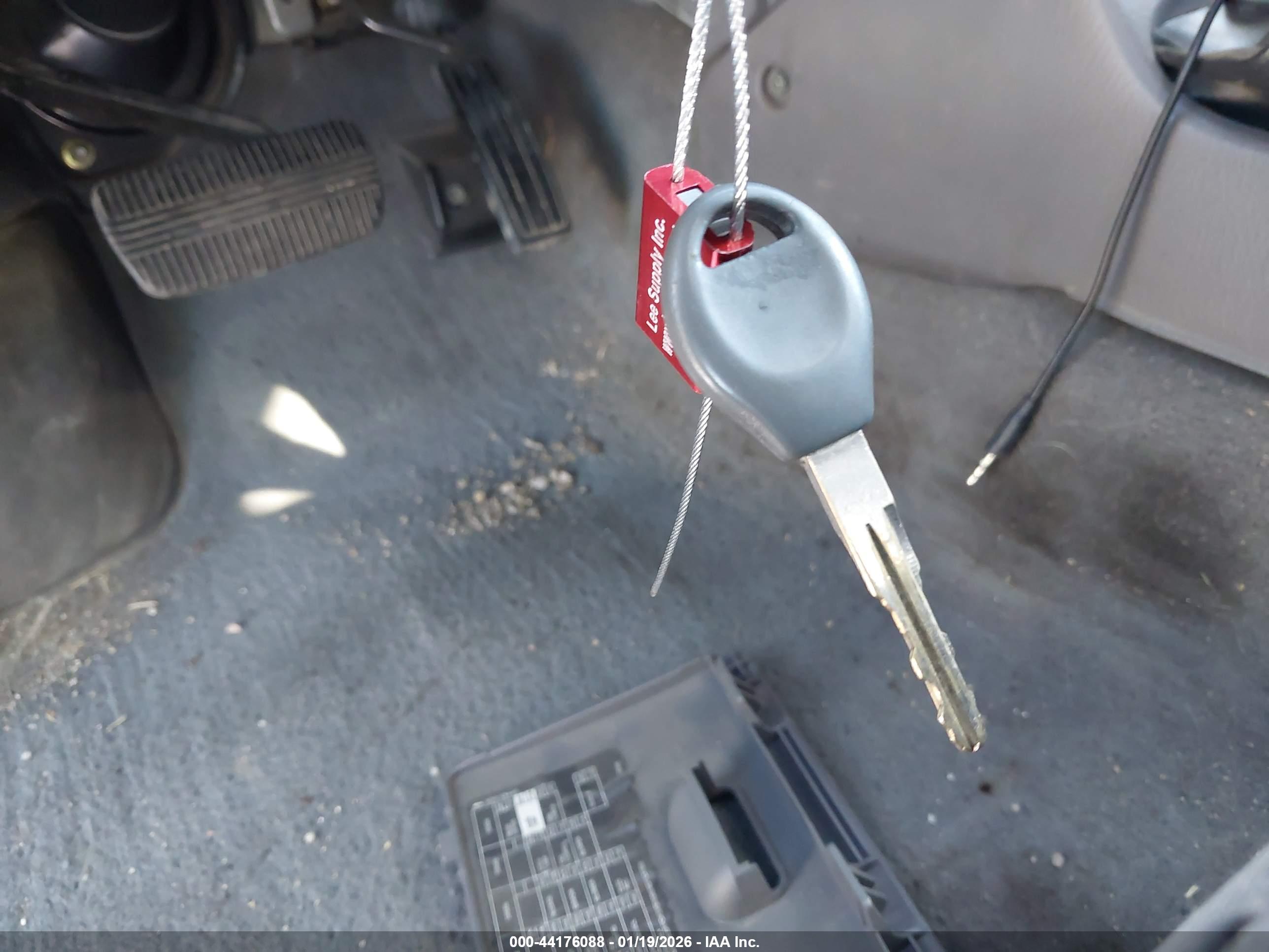 NISSAN XTERRA image 11