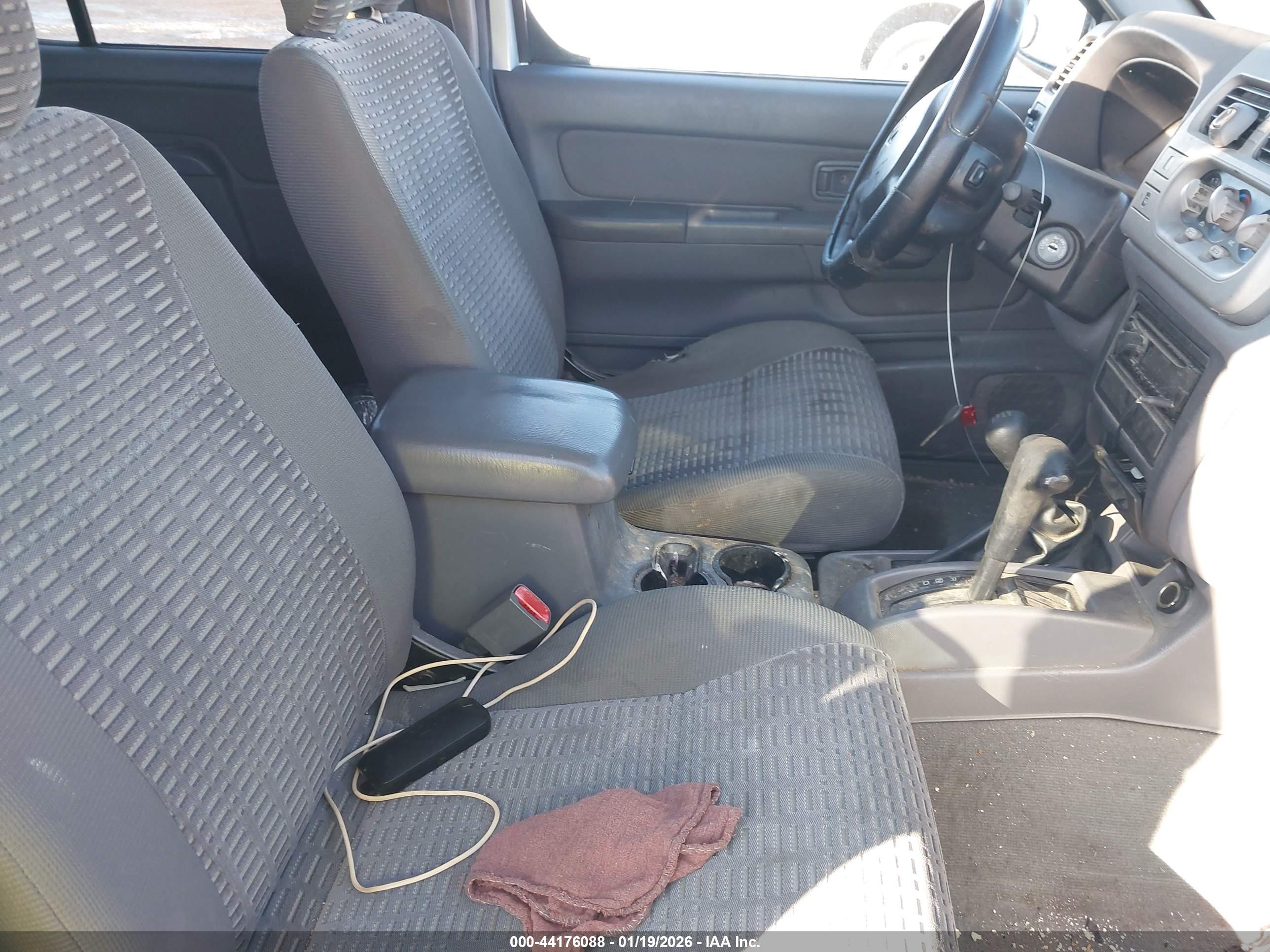 NISSAN XTERRA image 5