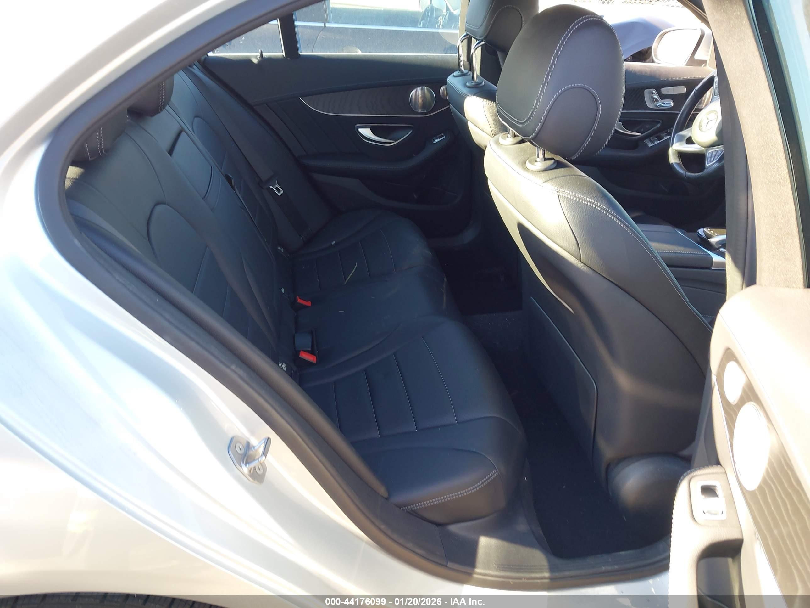 MERCEDES-BENZ C image 8