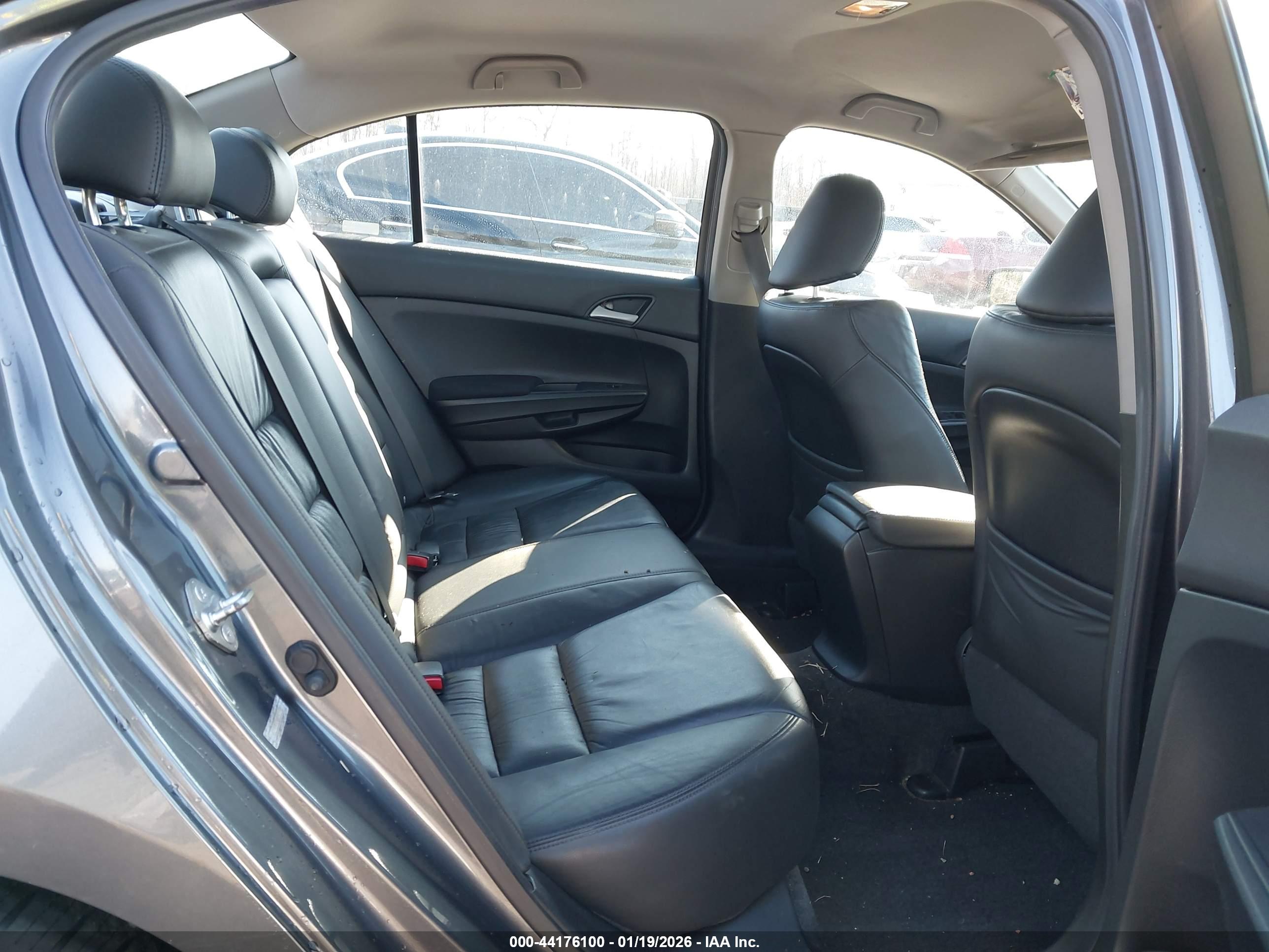 HONDA ACCORD image 8