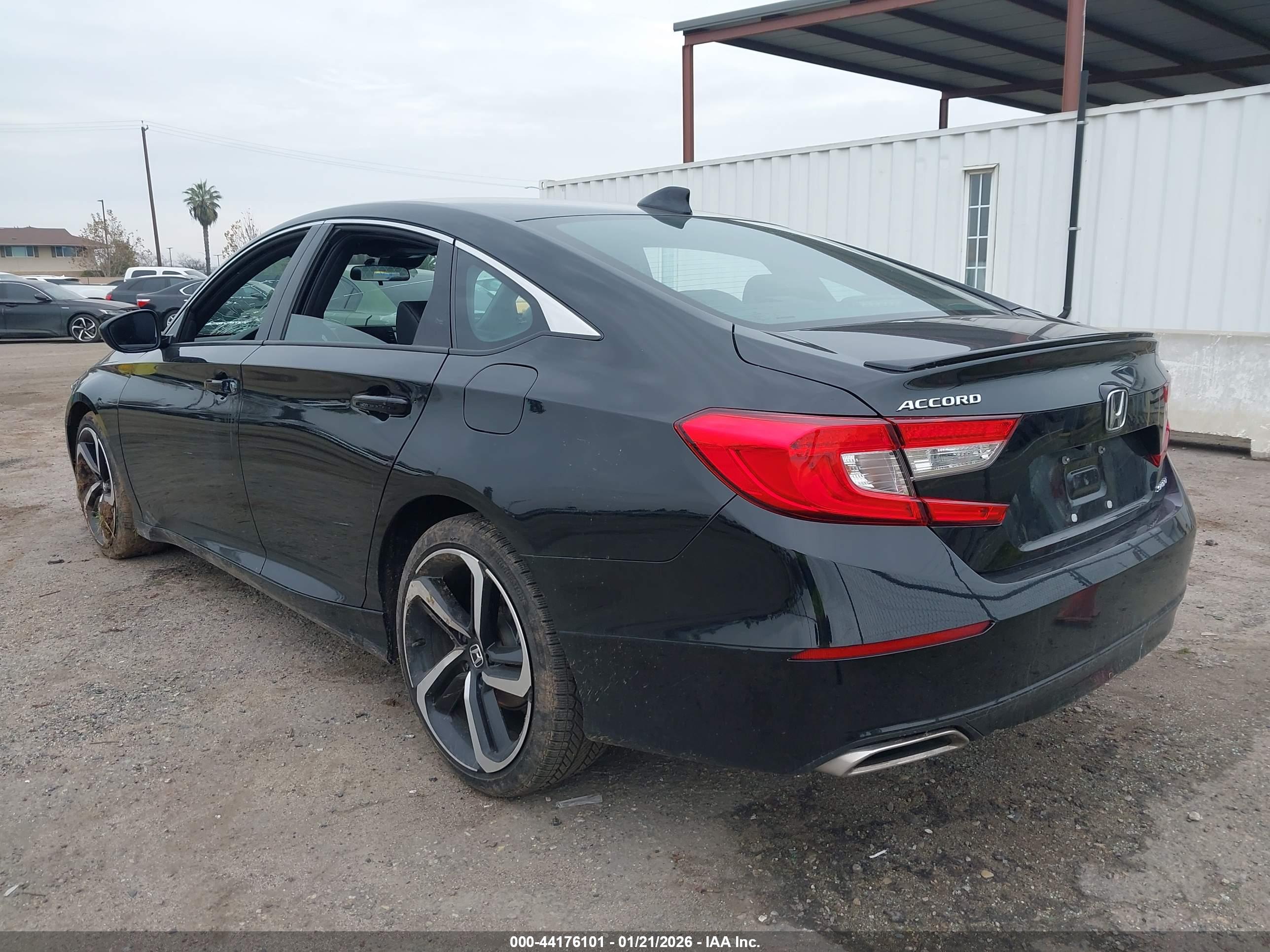 HONDA ACCORD image 3