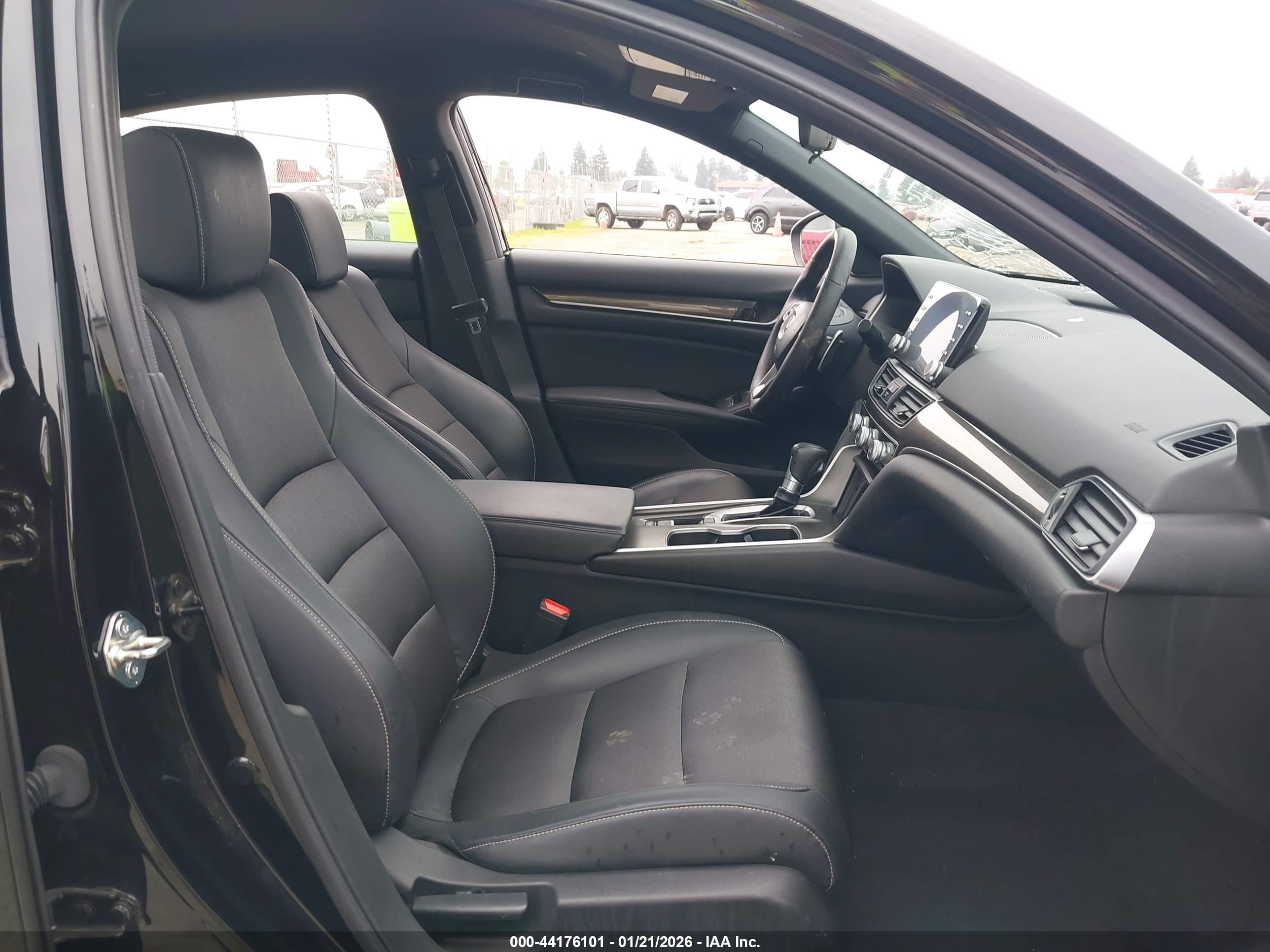 HONDA ACCORD image 5