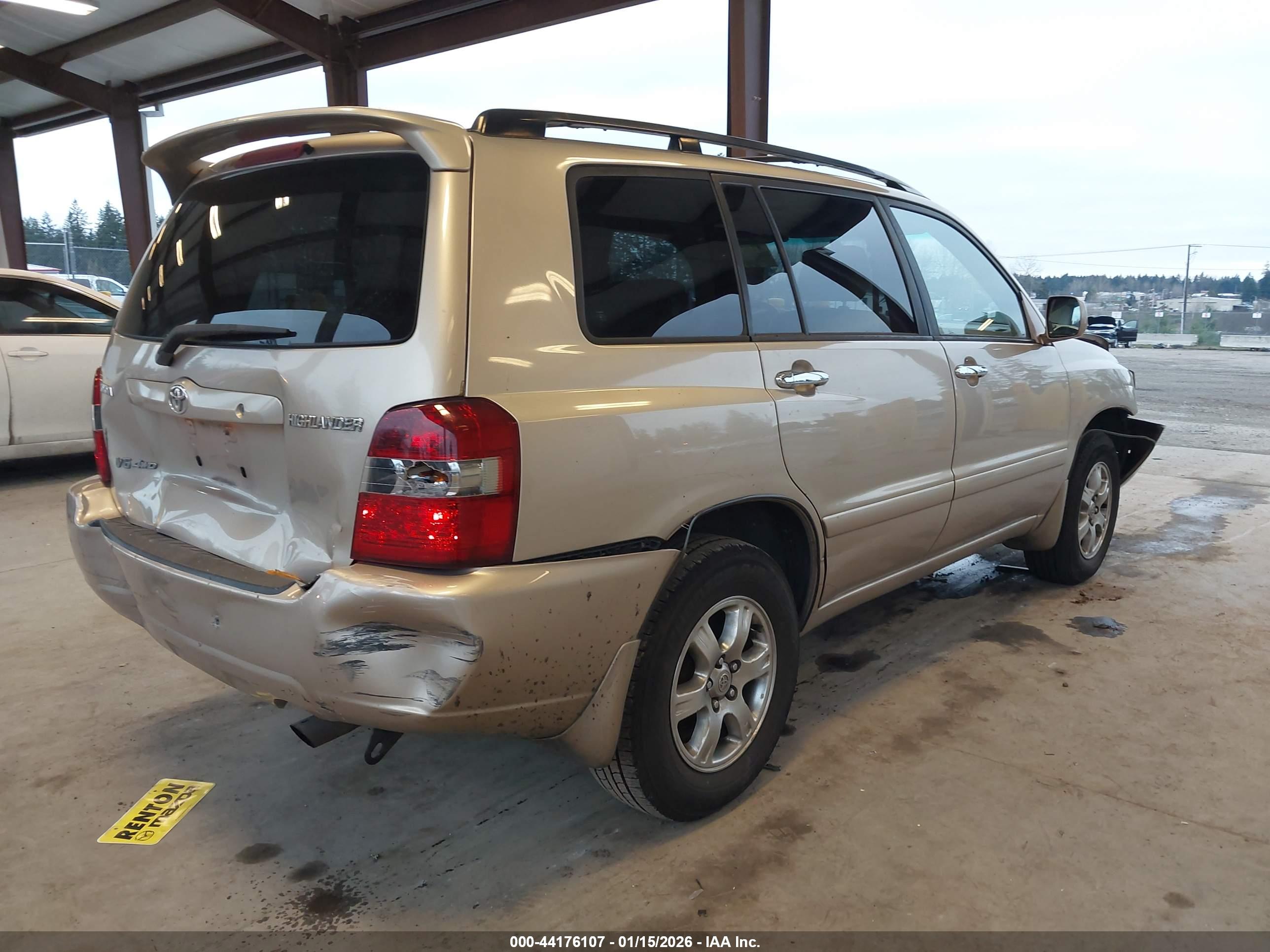 TOYOTA HIGHLANDER image 4