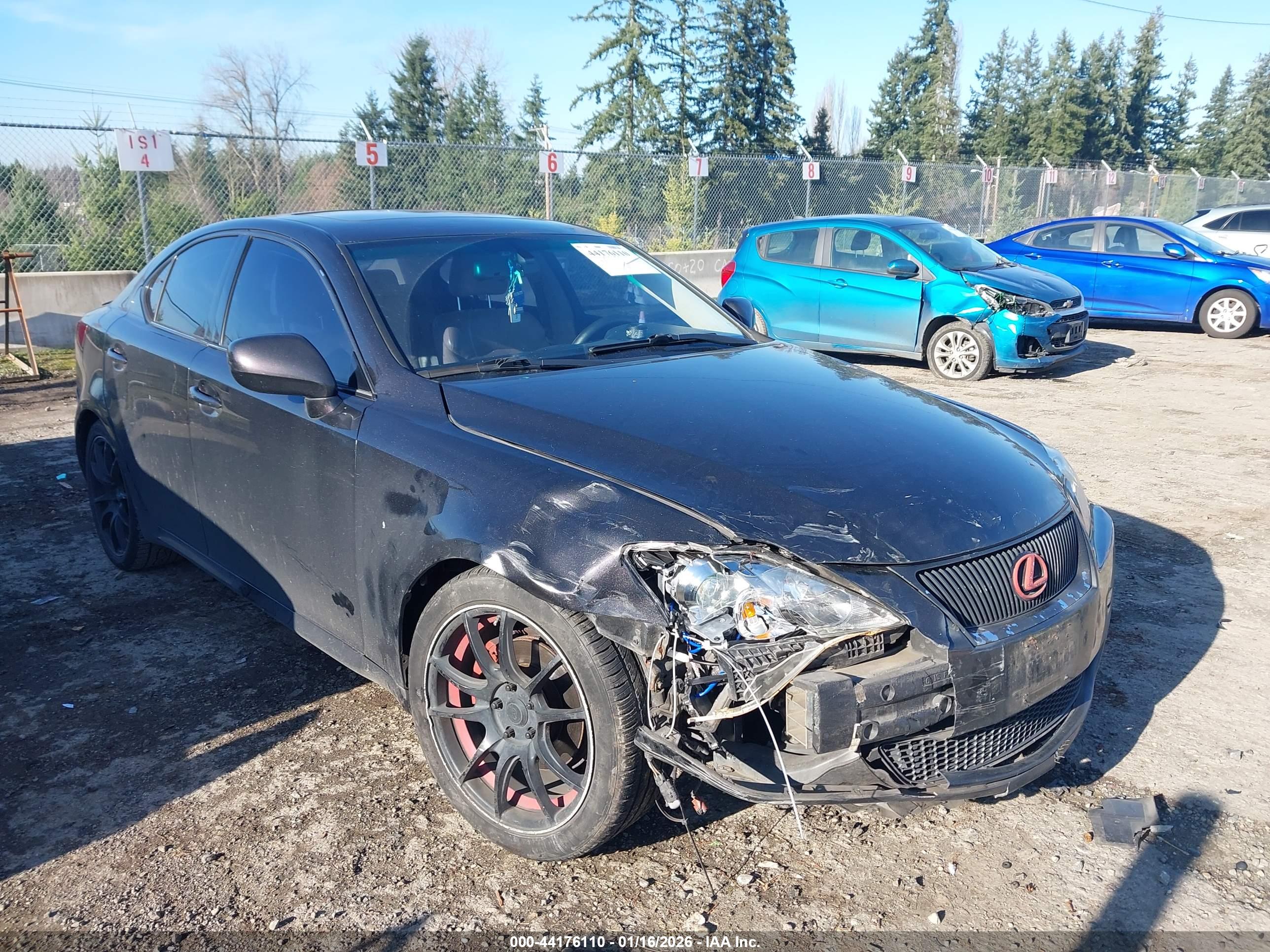 LEXUS IS image 6