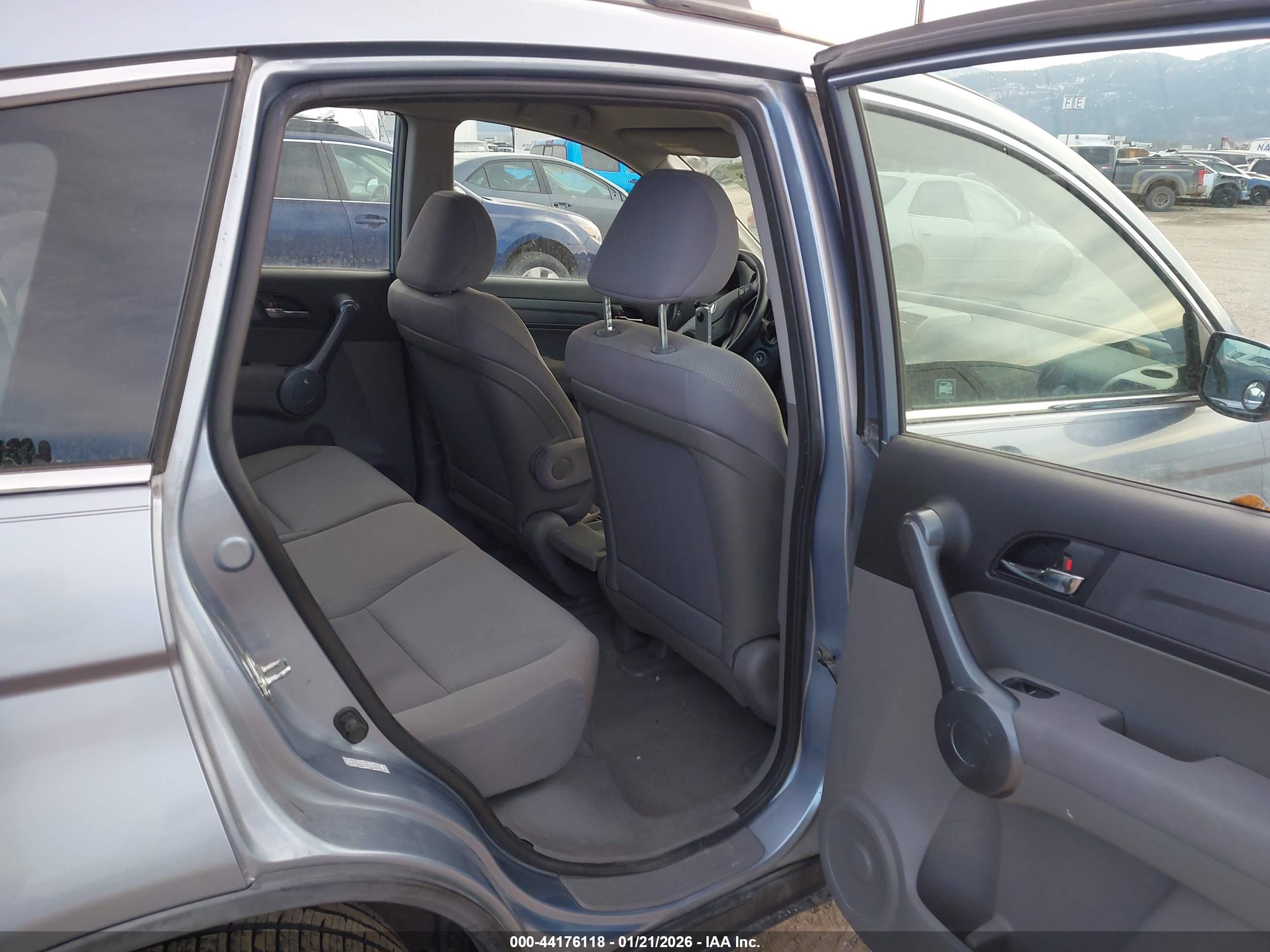 HONDA CR-V image 8