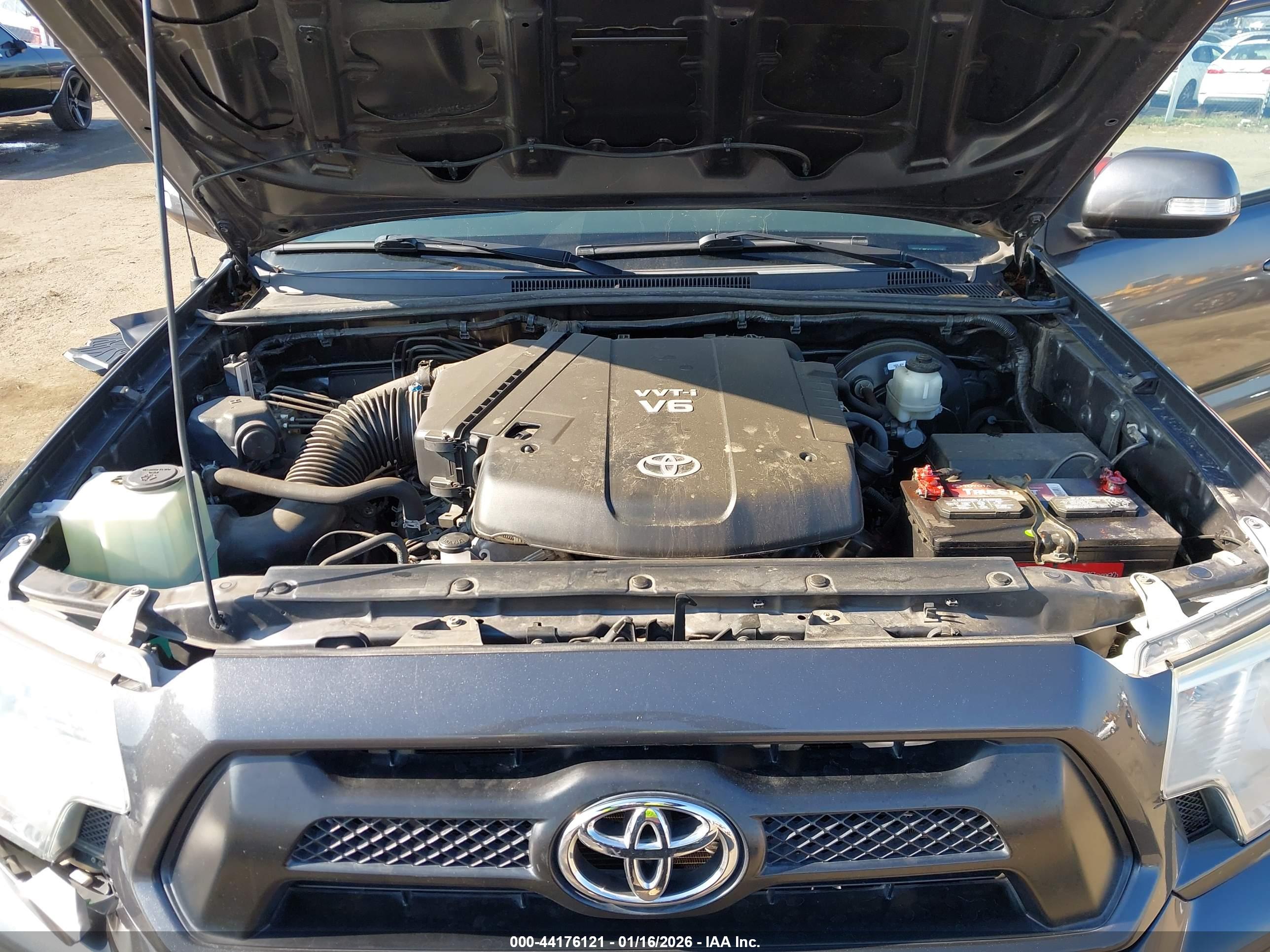TOYOTA TACOMA image 10