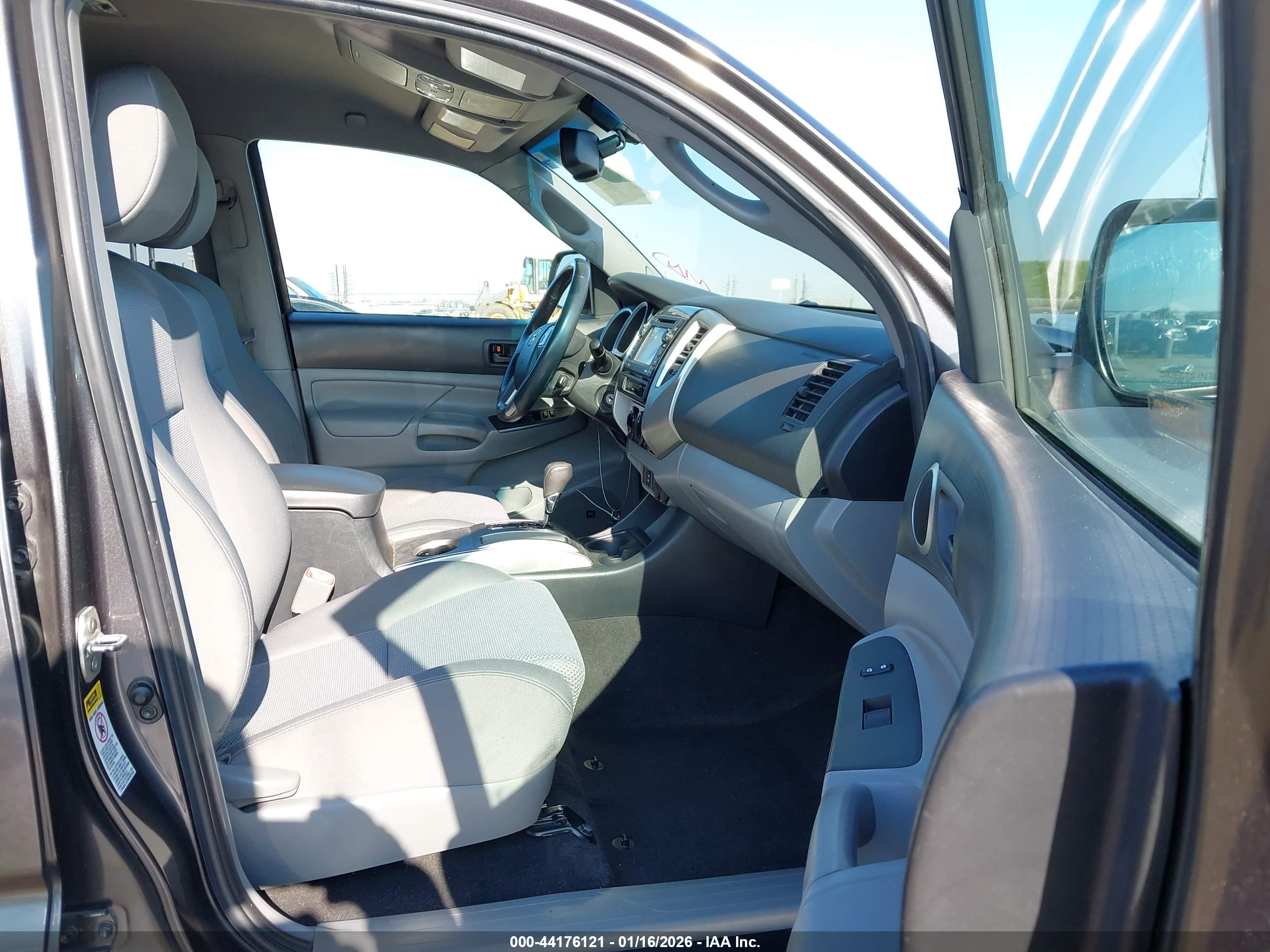 TOYOTA TACOMA image 5