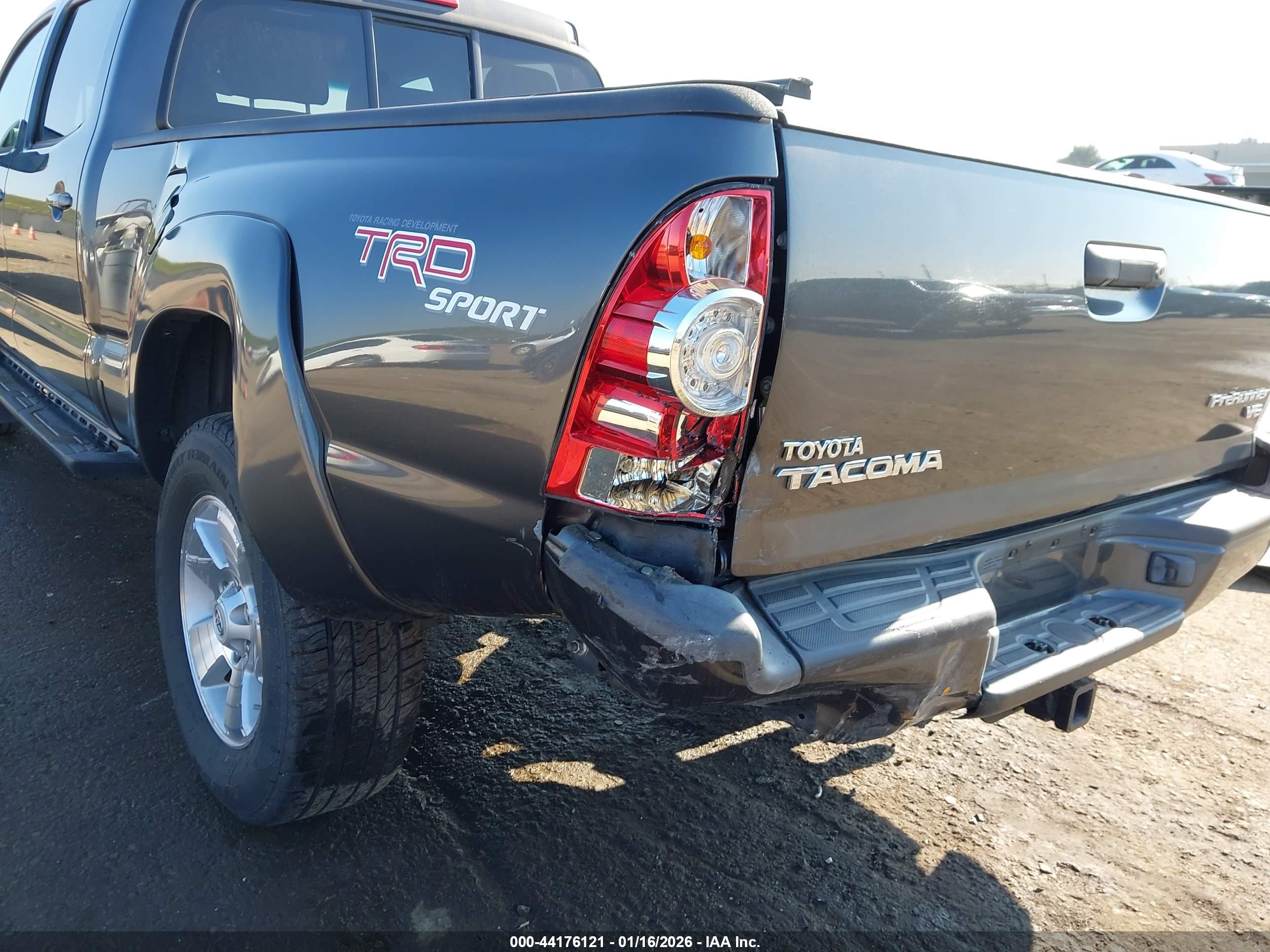 TOYOTA TACOMA image 6