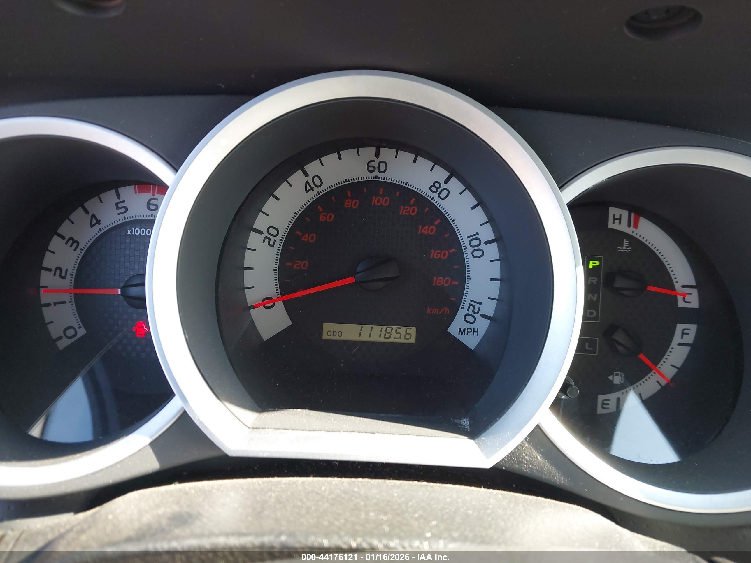 TOYOTA TACOMA image 7