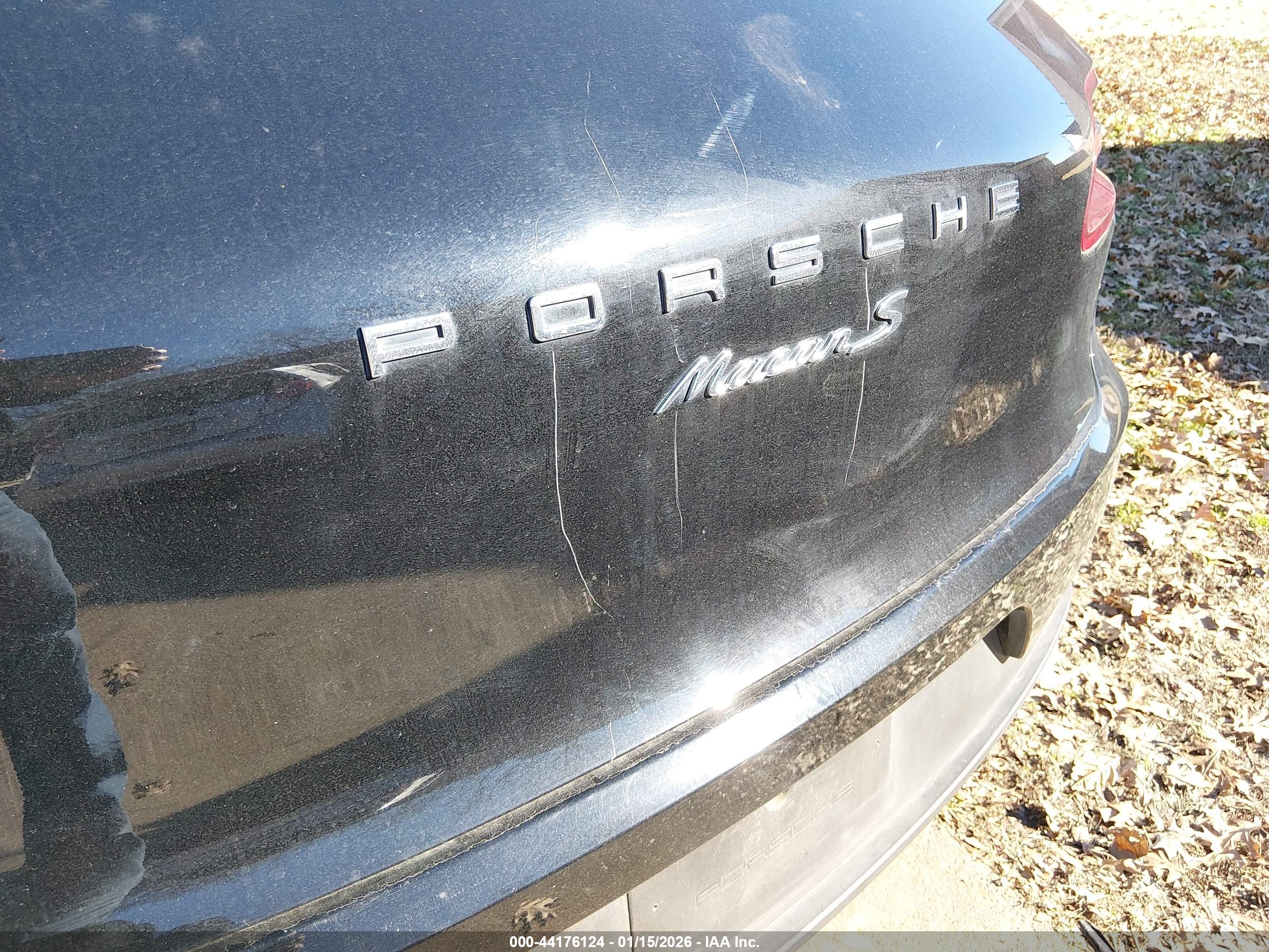 PORSCHE MACAN image 6