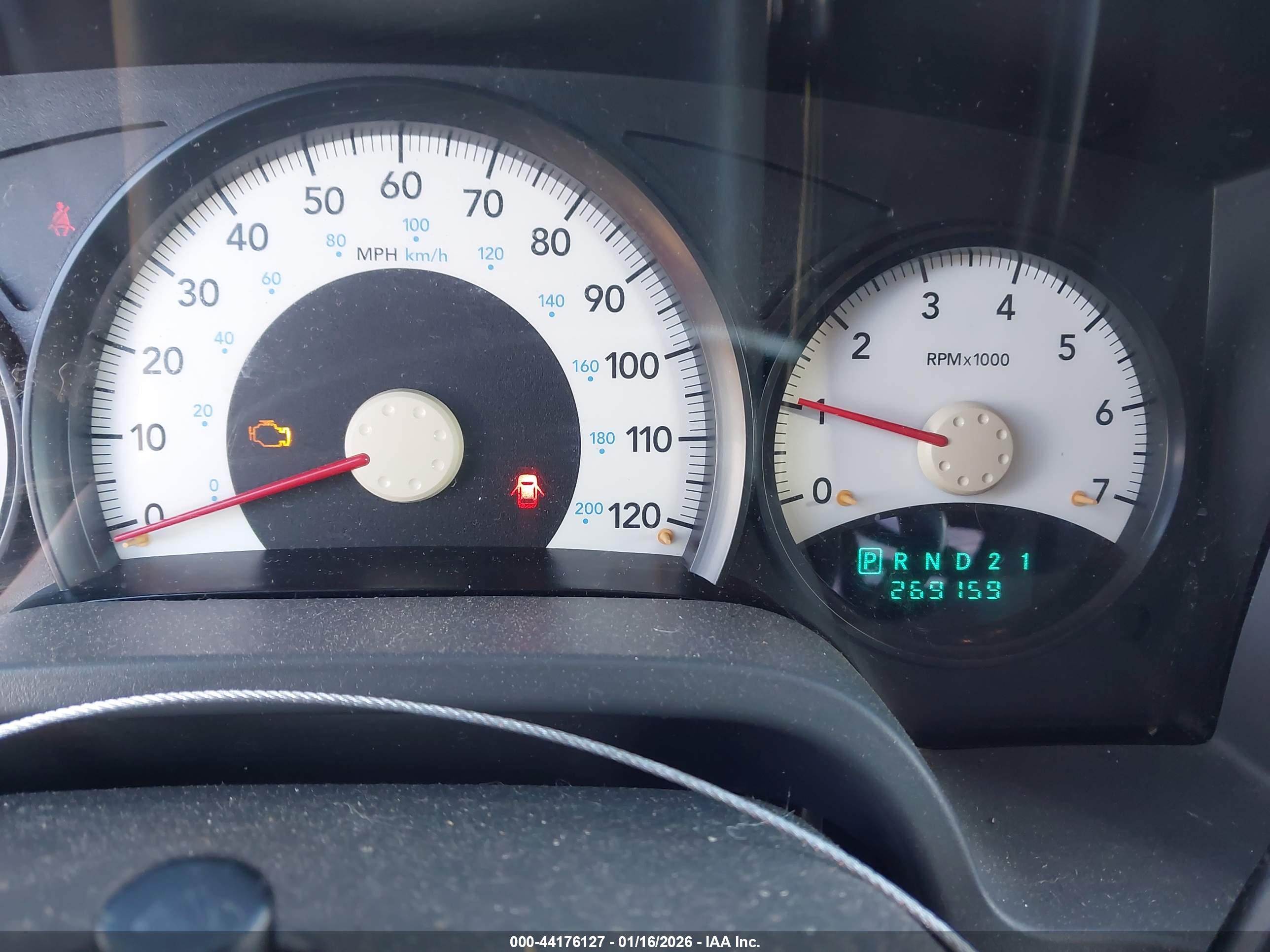 DODGE DAKOTA image 7