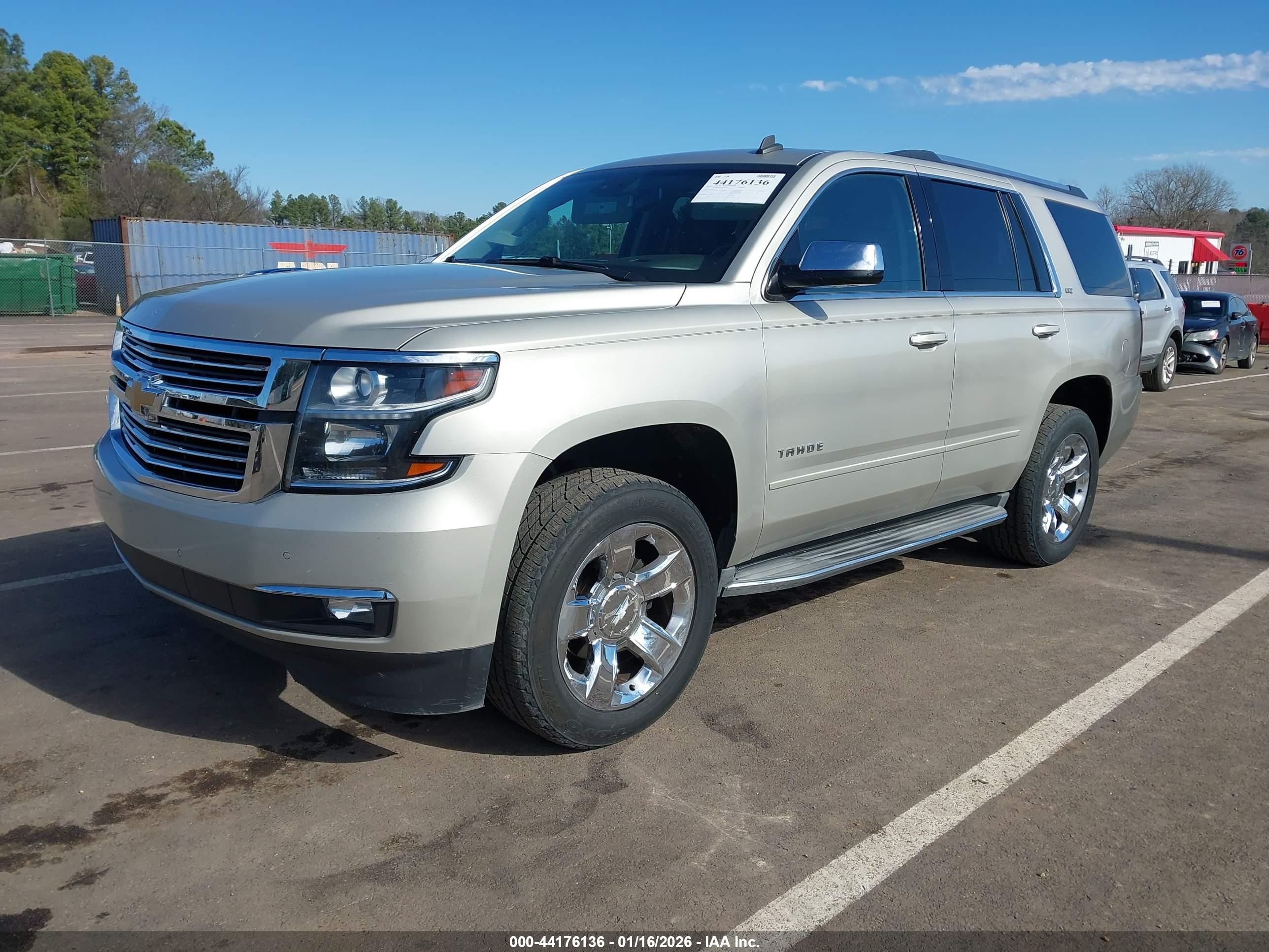 CHEVROLET TAHOE image 2