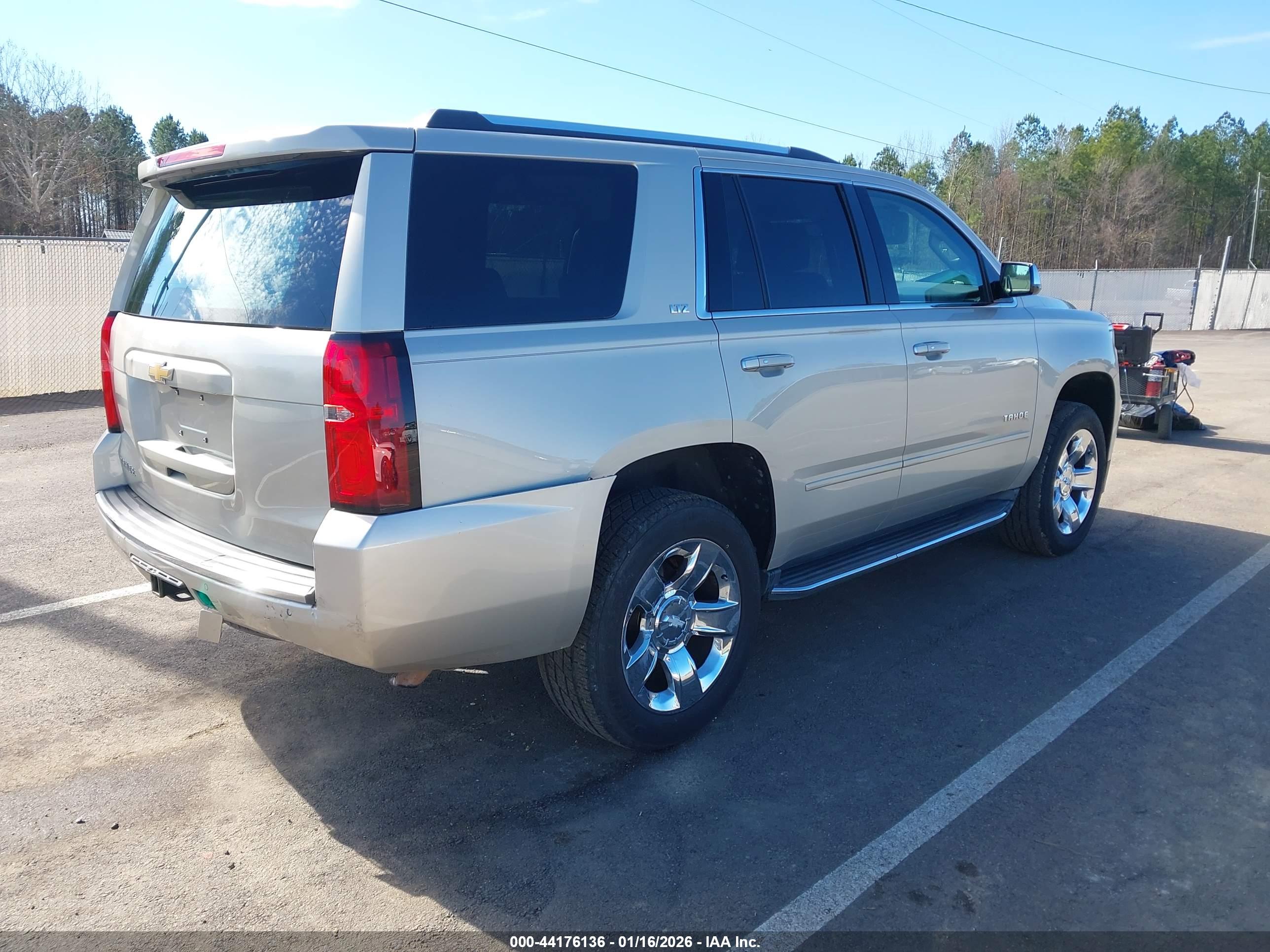 CHEVROLET TAHOE image 4